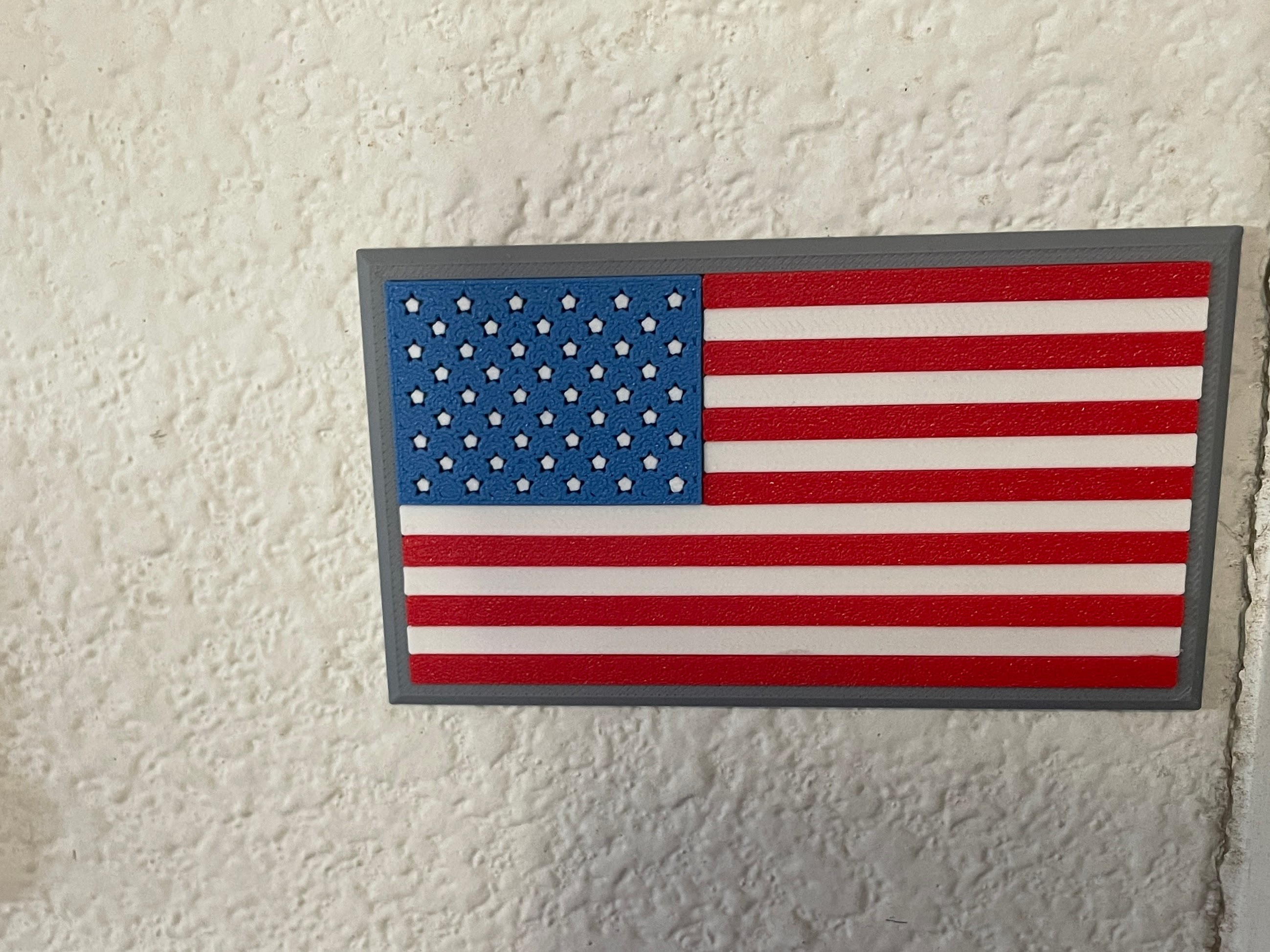 Snap-fit American flag, no AMS or supports needed