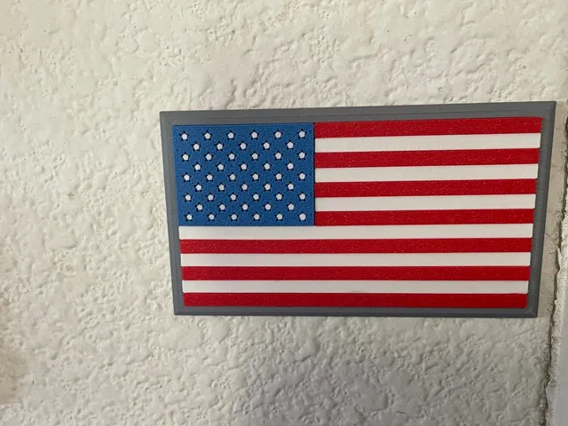 Snap-fit American flag, no AMS or supports needed