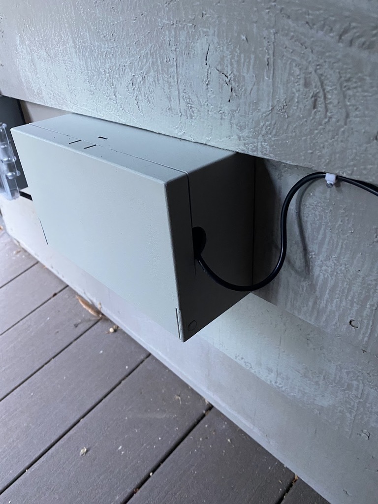 Govee Power Brick Holder (Parametric F3D)