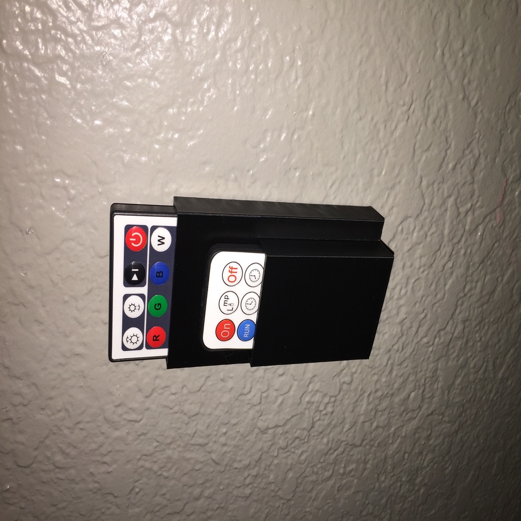 Miniatura 5 do modelo 3D Remote Holder LED IR controller