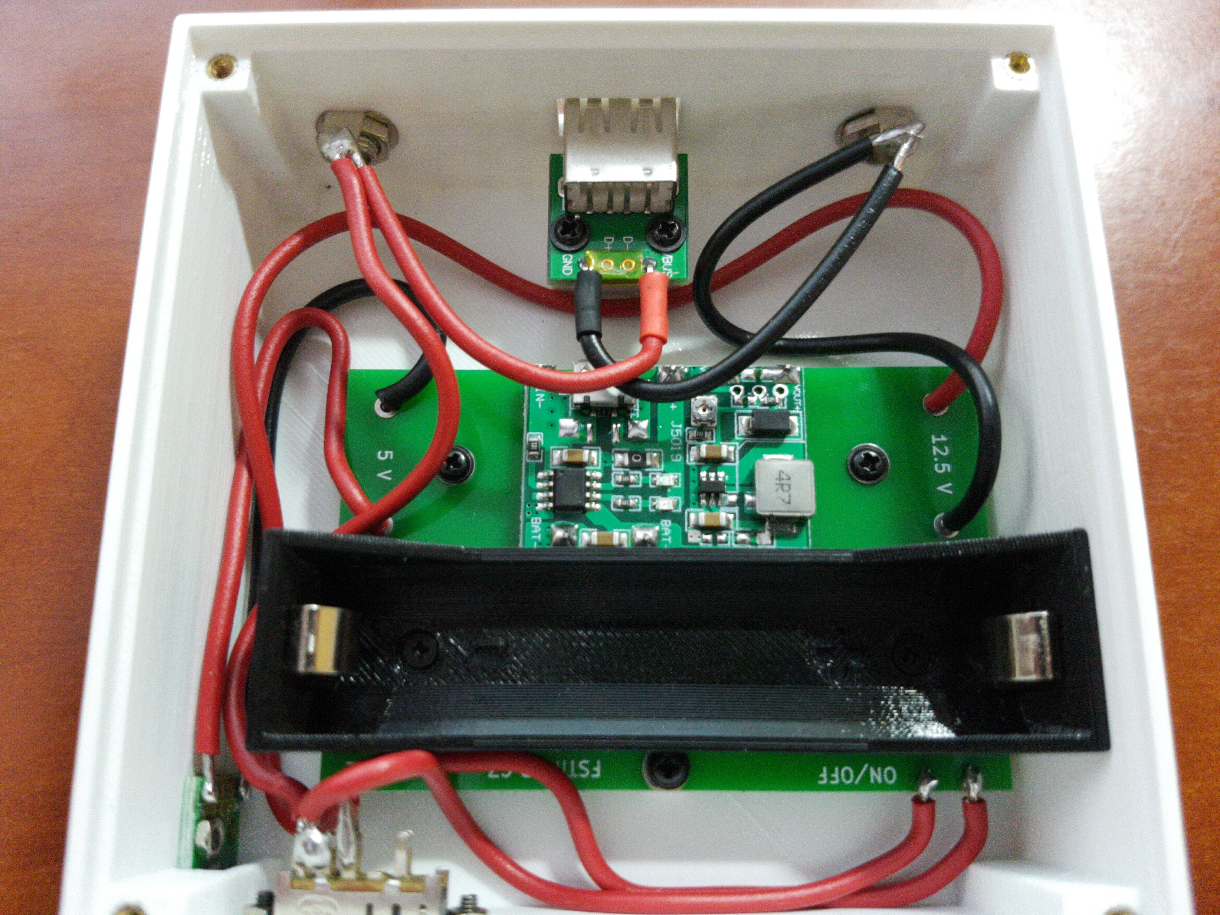 Miniatura 12 do modelo 3D UPS POWER BOX