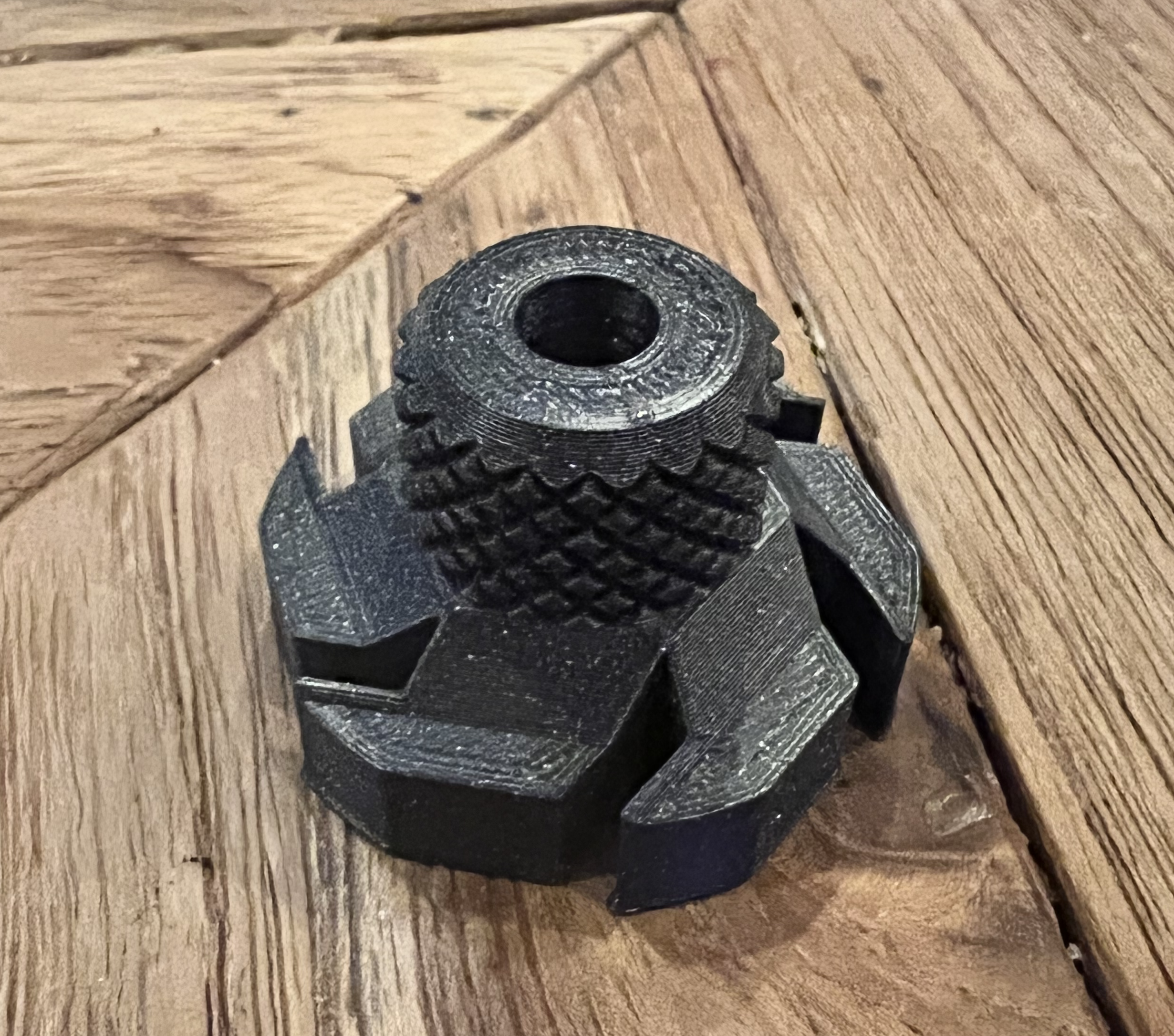 Miniatura 4 do modelo 3D Knurled 45 Adapter