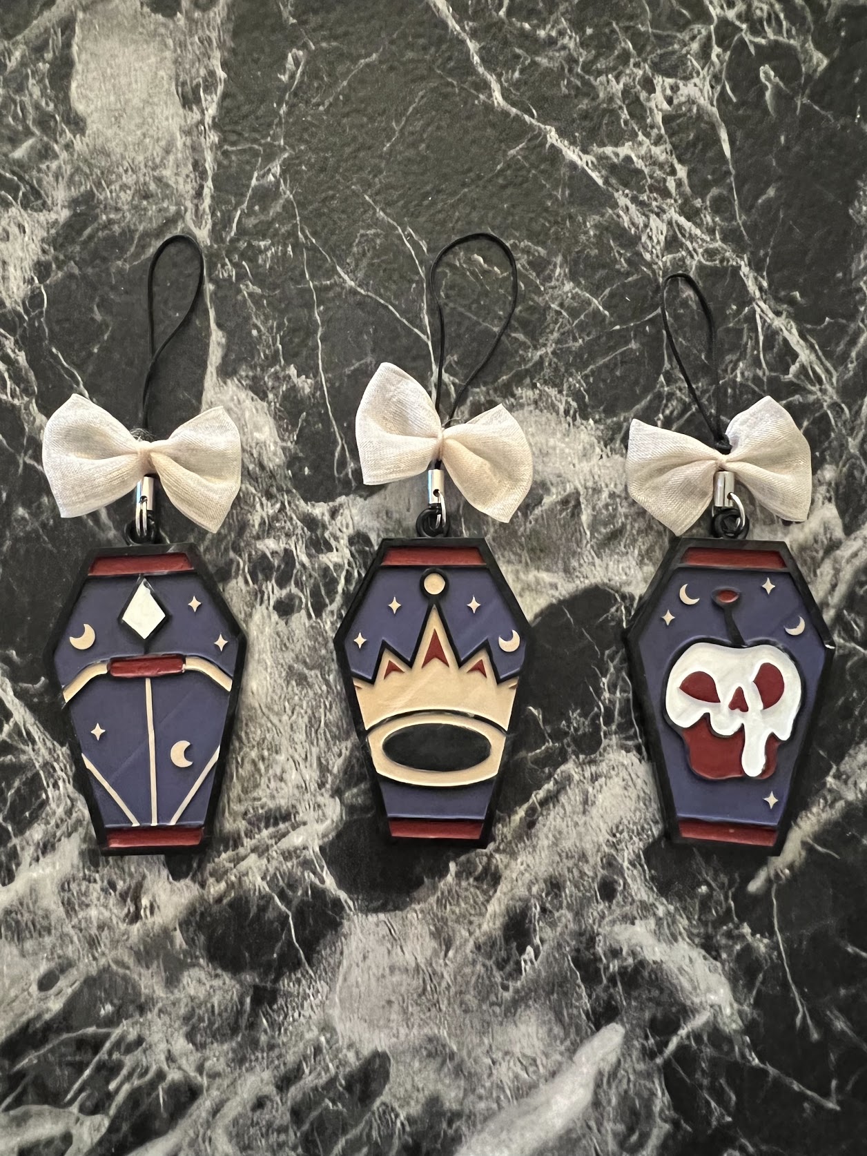 Pomefiore Dorm Charms - Twisted Wonderland - MSLA