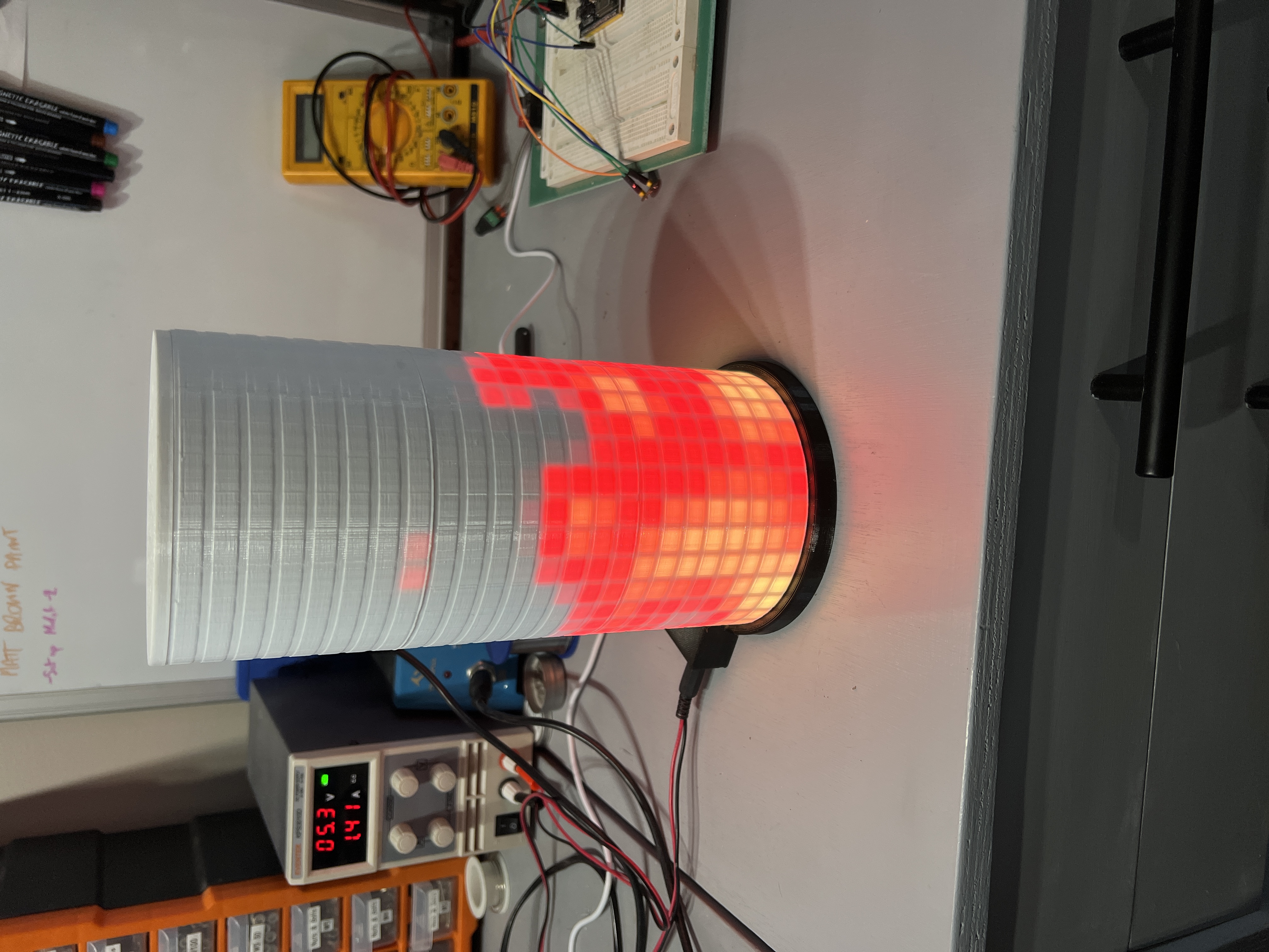 Miniatura 2 do modelo 3D Round LED Tower Lamp