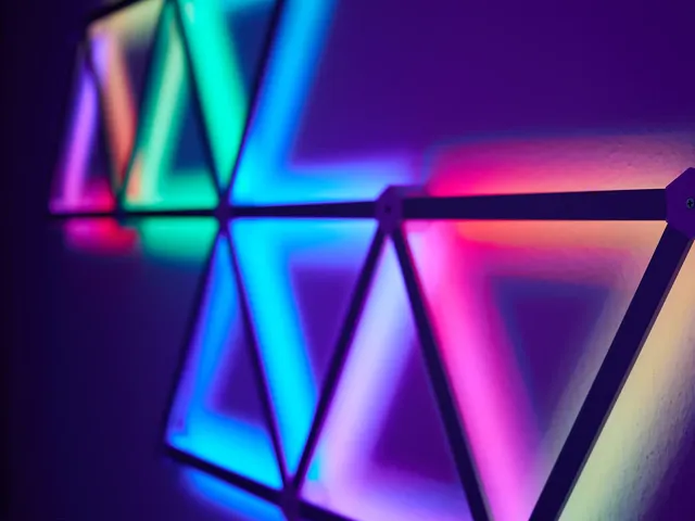 LED Wandleuchte Inspiriert durch Nanoleaf Lines