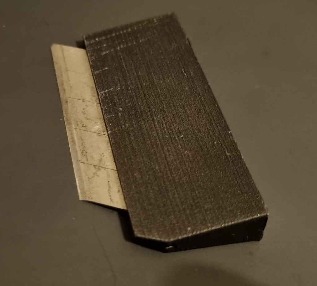 Stanley knife bed scraper