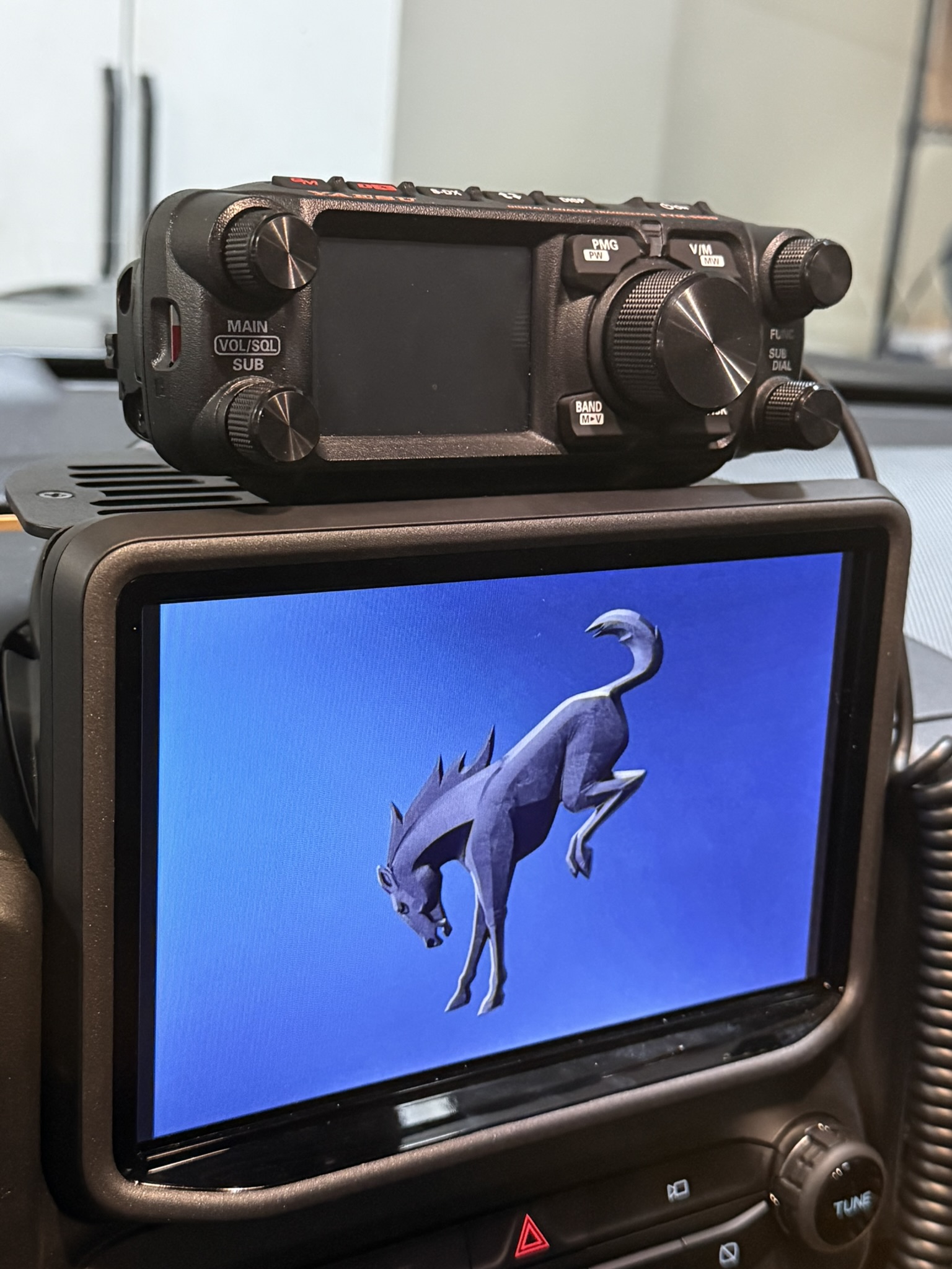 Yaesu FTM-500 Bracket for AMPS Platform