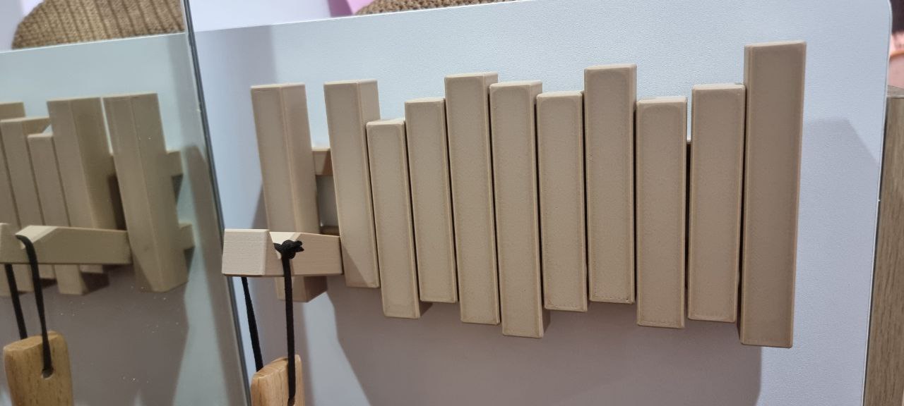 Foldable configurable hook