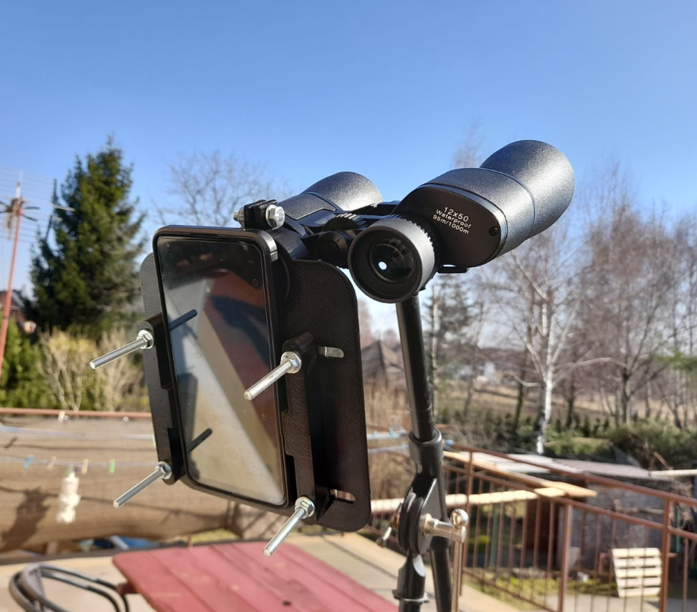Universal binoculars adapter for smartphones by mcko Download free