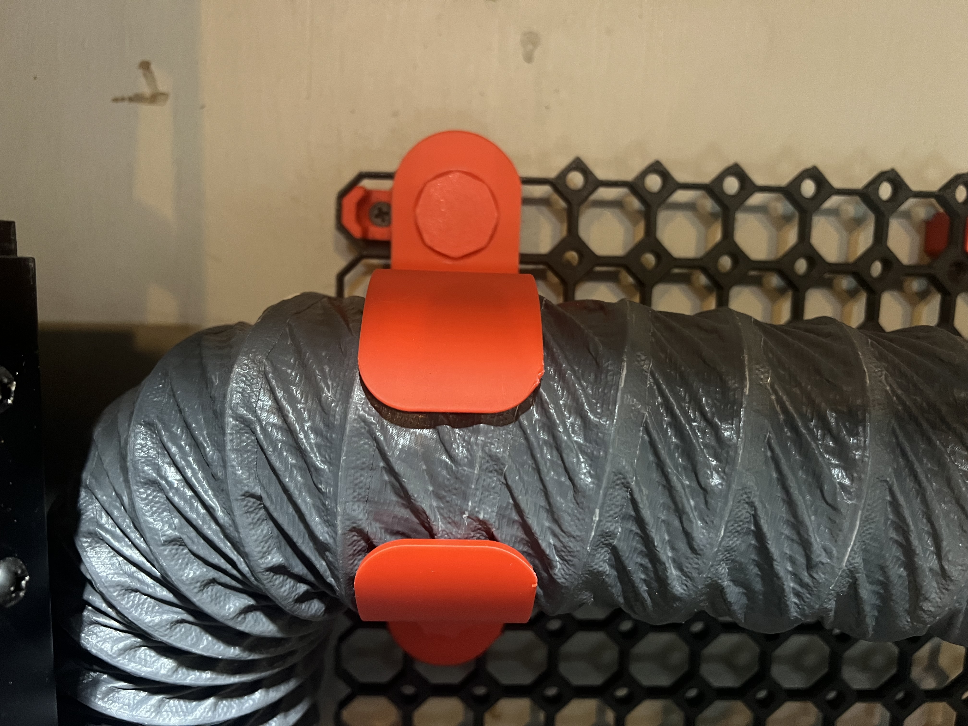 Multiboard 3” duct holder