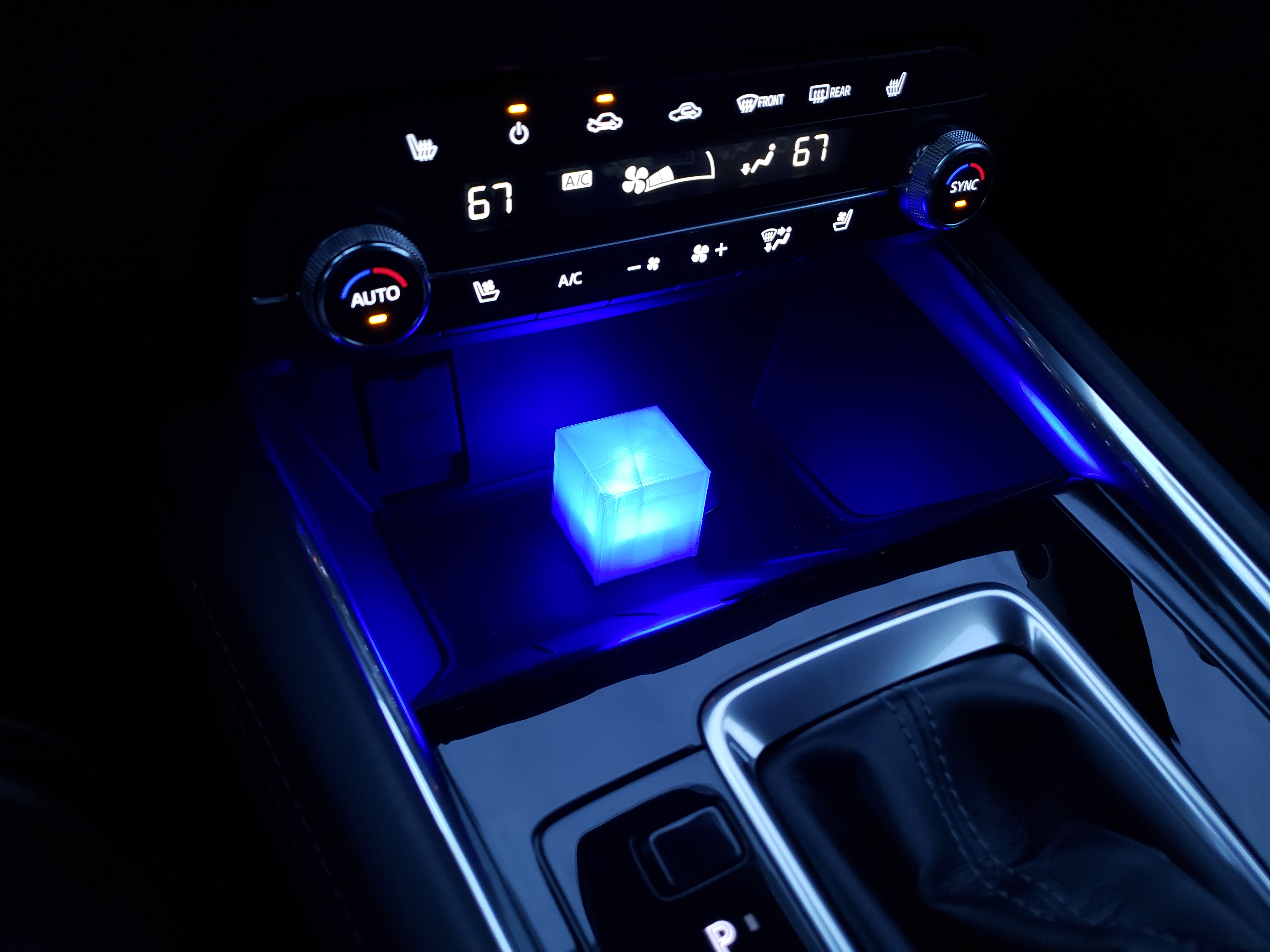Miniatura 2 do modelo 3D Ultimate LED Cube Accent / Night Light