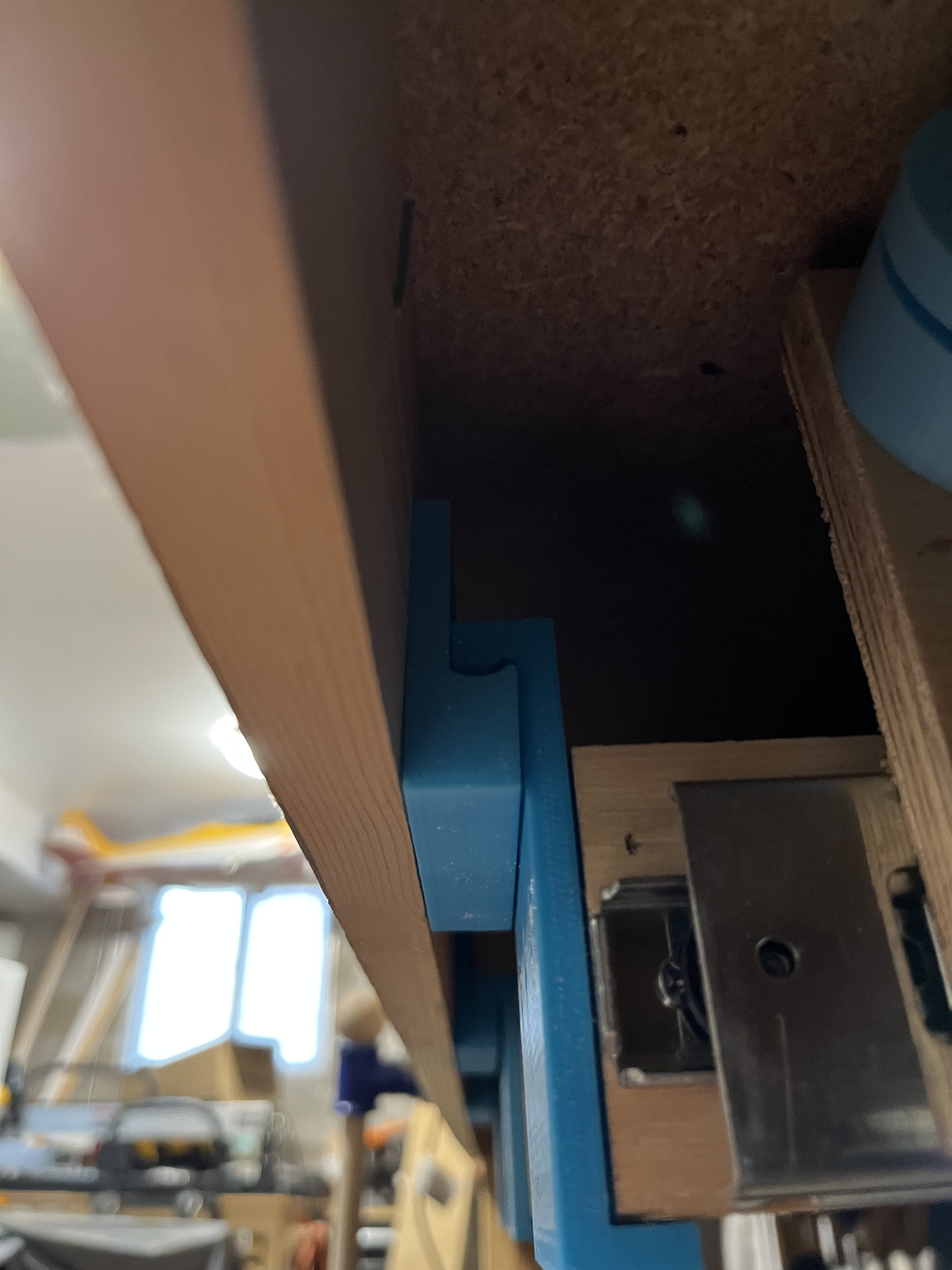 Miniatura 2 do modelo 3D Drop Down Under Desk Drawer Hinge System