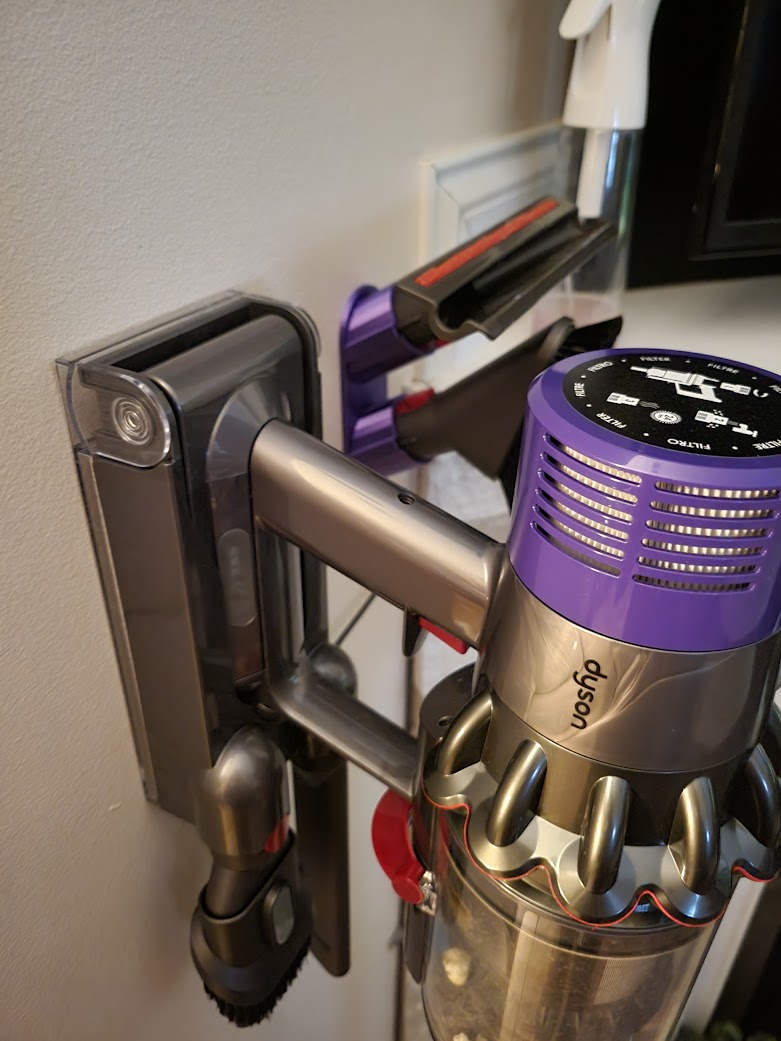 Dyson Attachment Wall mount by lmattic Download free STL model