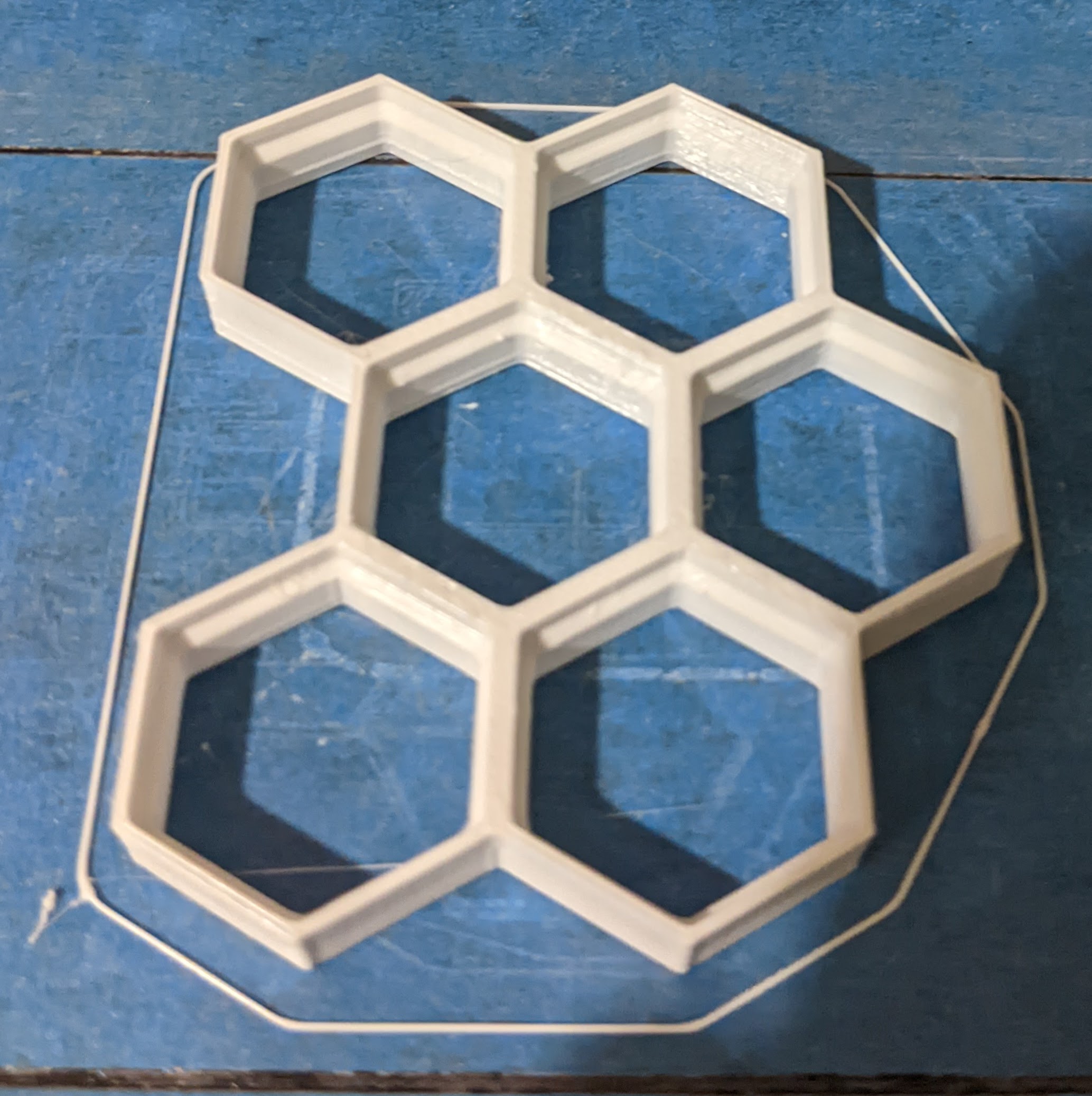 Miniatura 3 do modelo 3D OpenSCAD Parameterized Honeycomb Storage Wall
