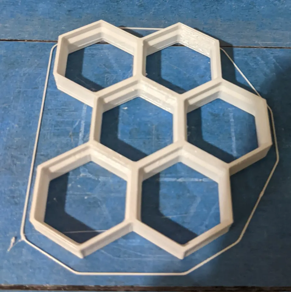 OpenSCAD Parameterized Honeycomb Storage Wall by Wireheadarts ...