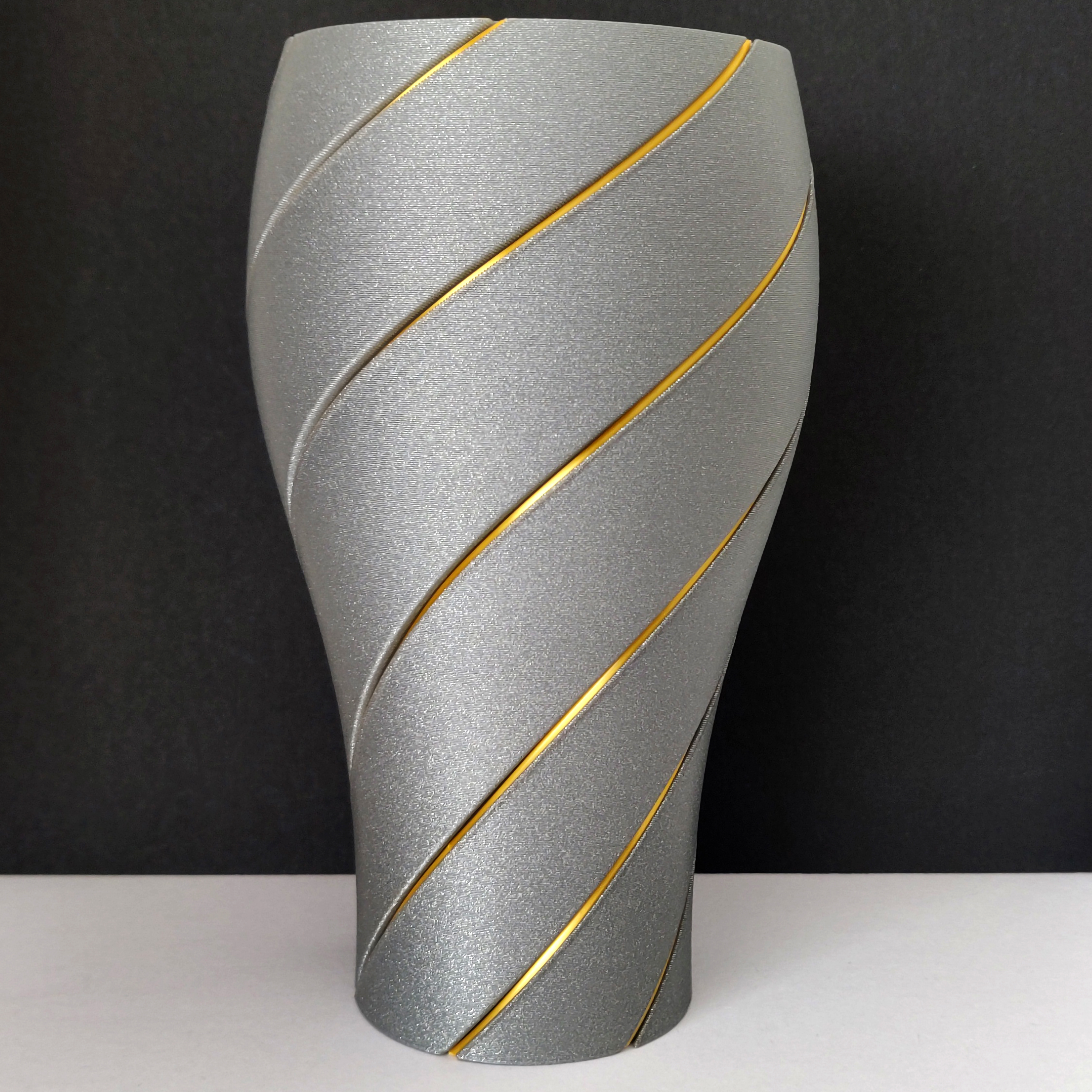 Filament Beer Pint Vase