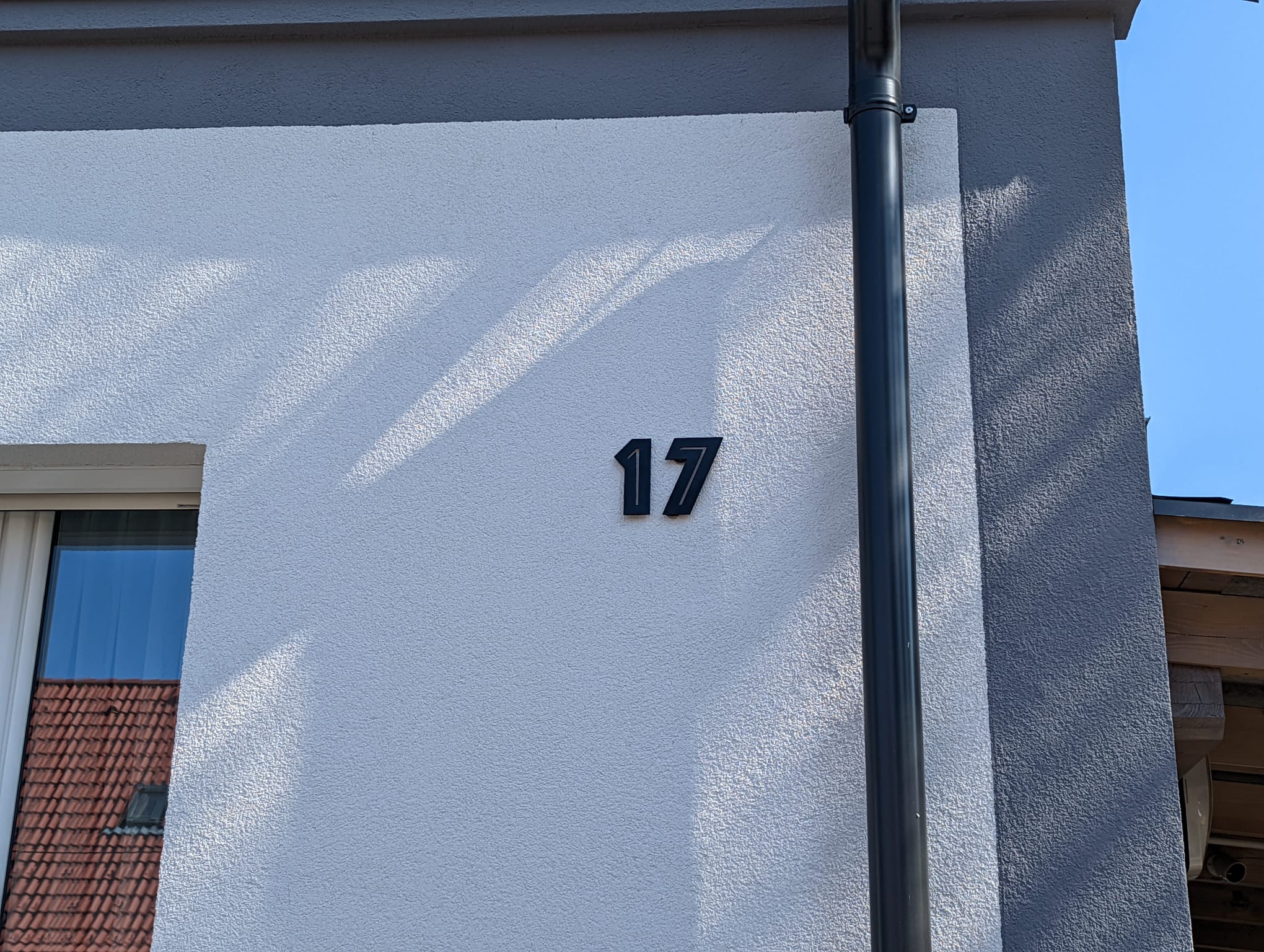 Hausnummern "17"