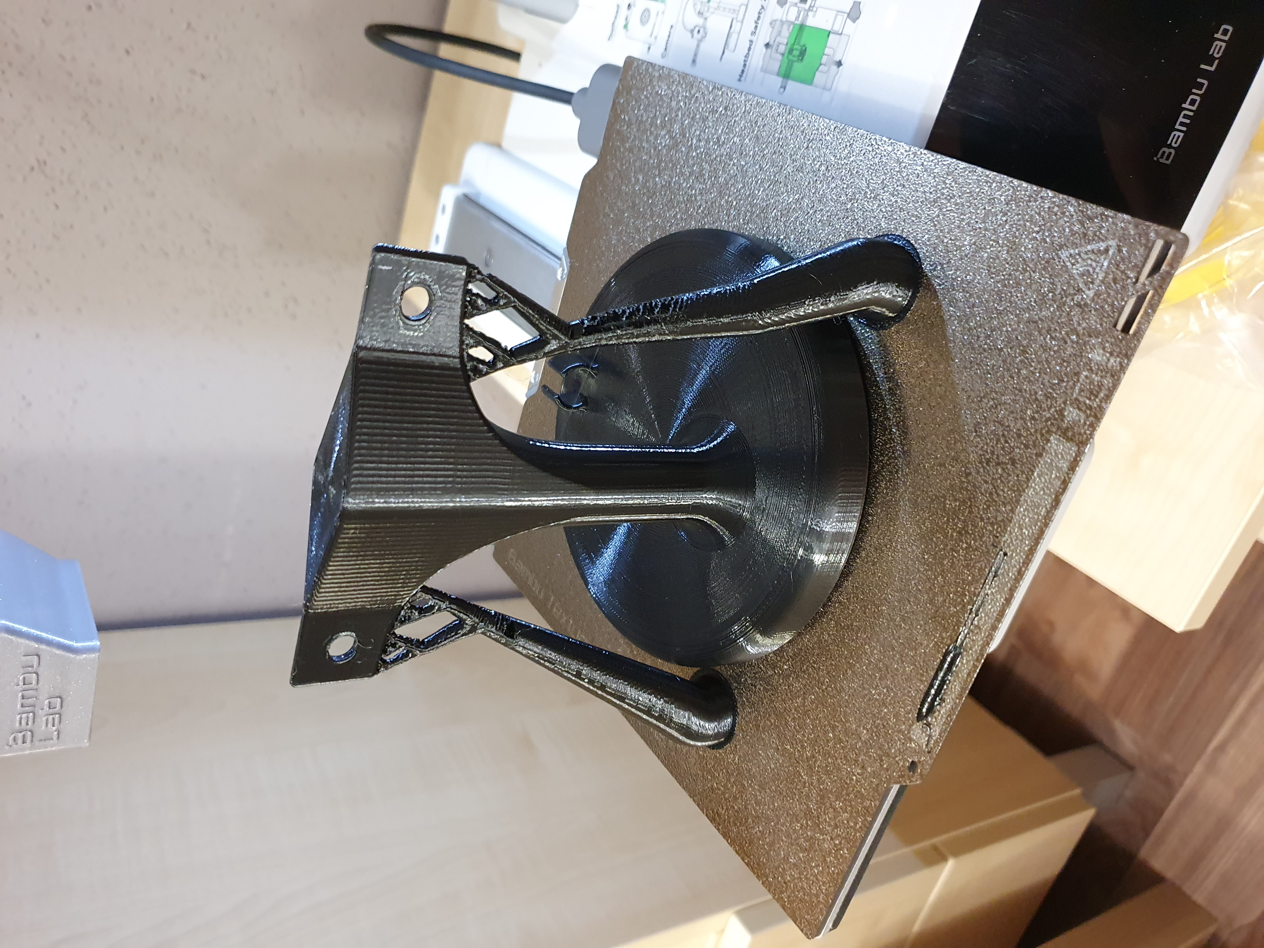 Dual Wi-Fi antenna holder