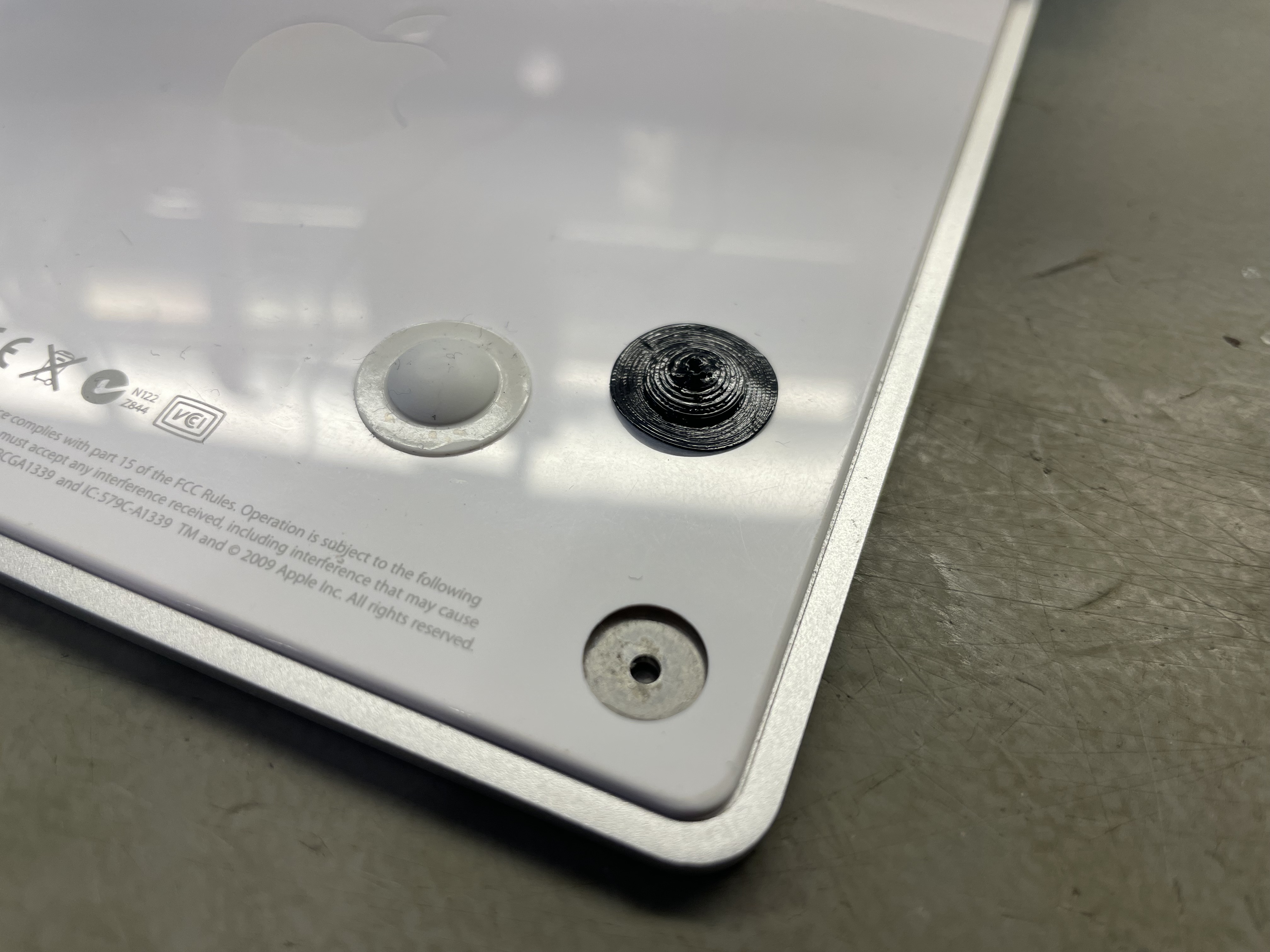 Magic Trackpad Missing Foot Replacement by András Bognár Download