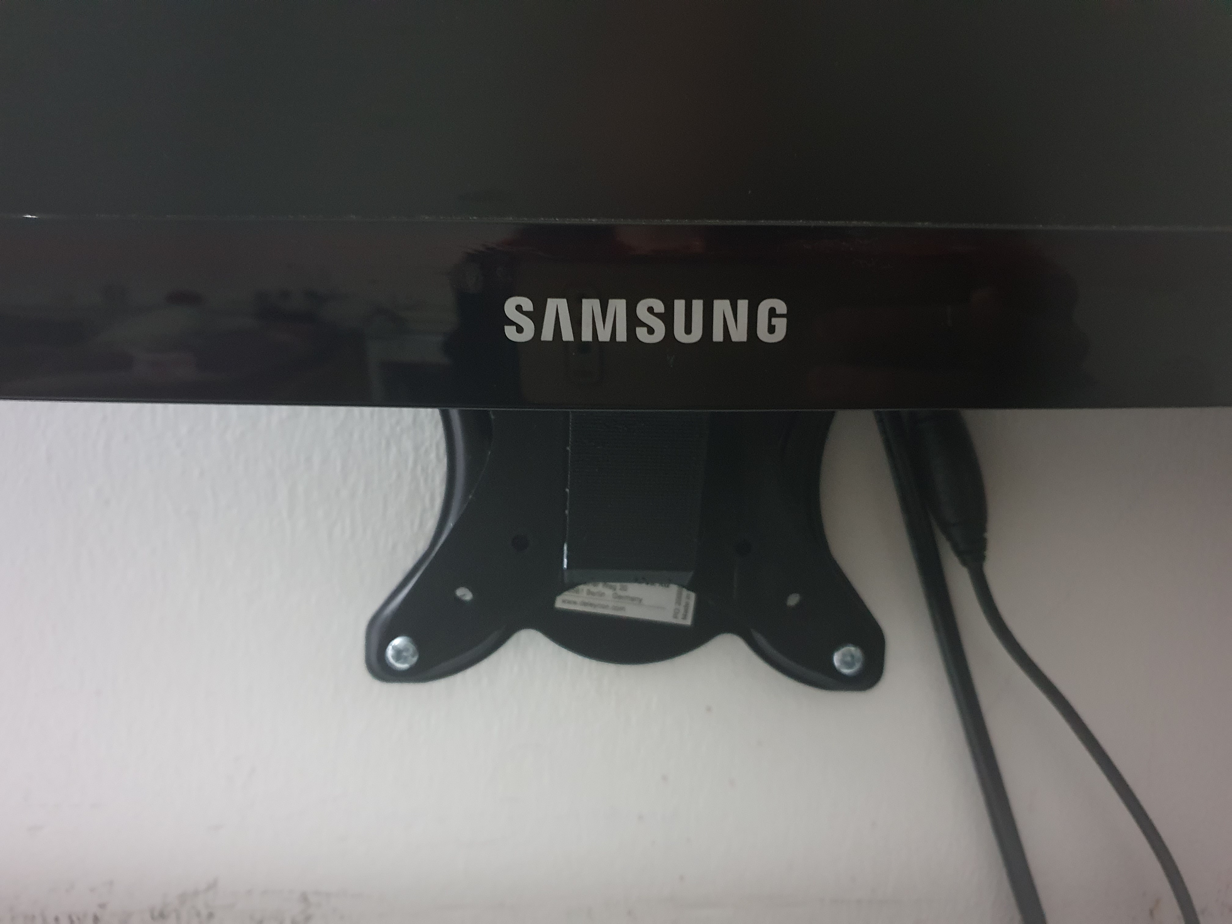 Samsung SyncMaster S24B350 Vesa Mount Adapter