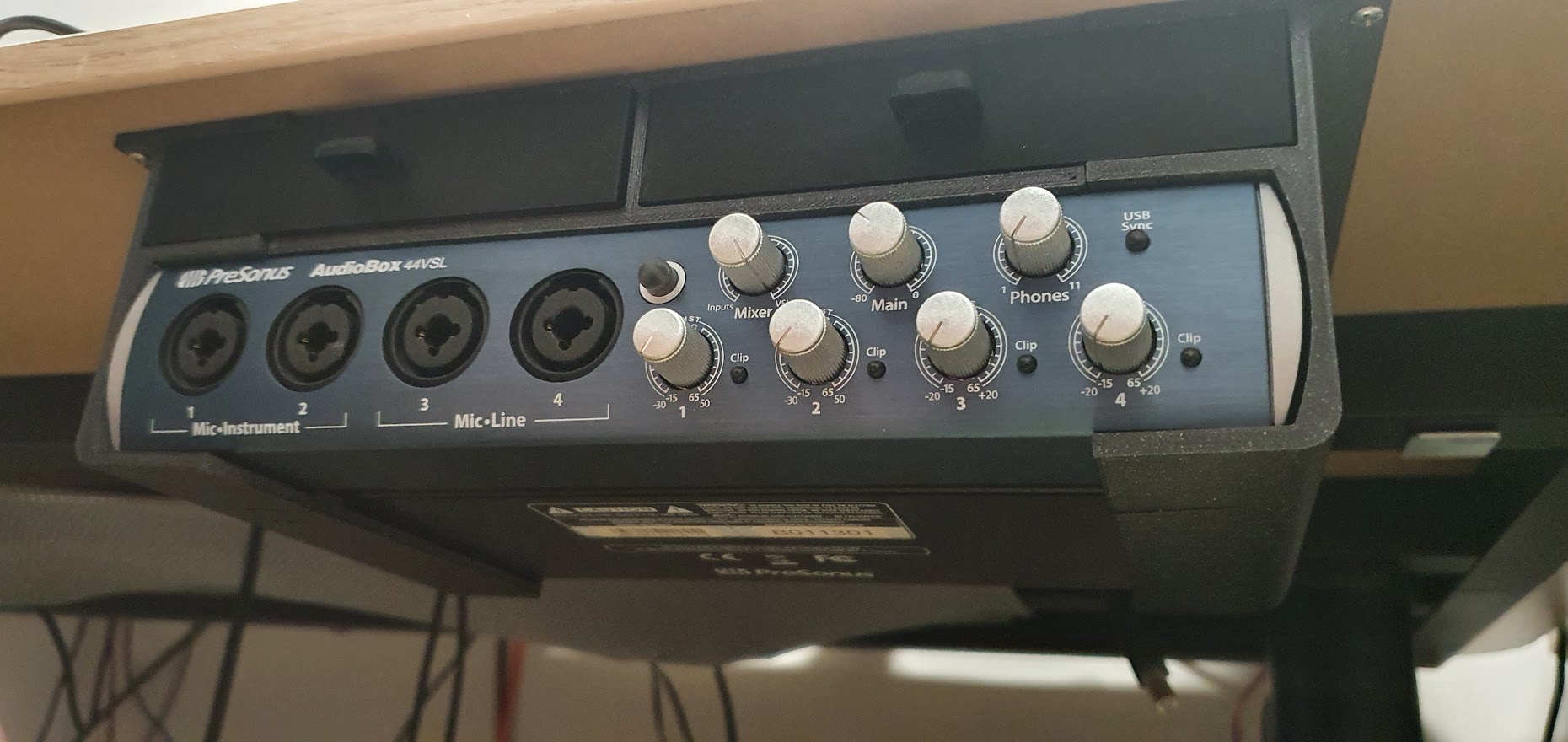 Presonus 44VSL under desk mount by czdan Download free STL model