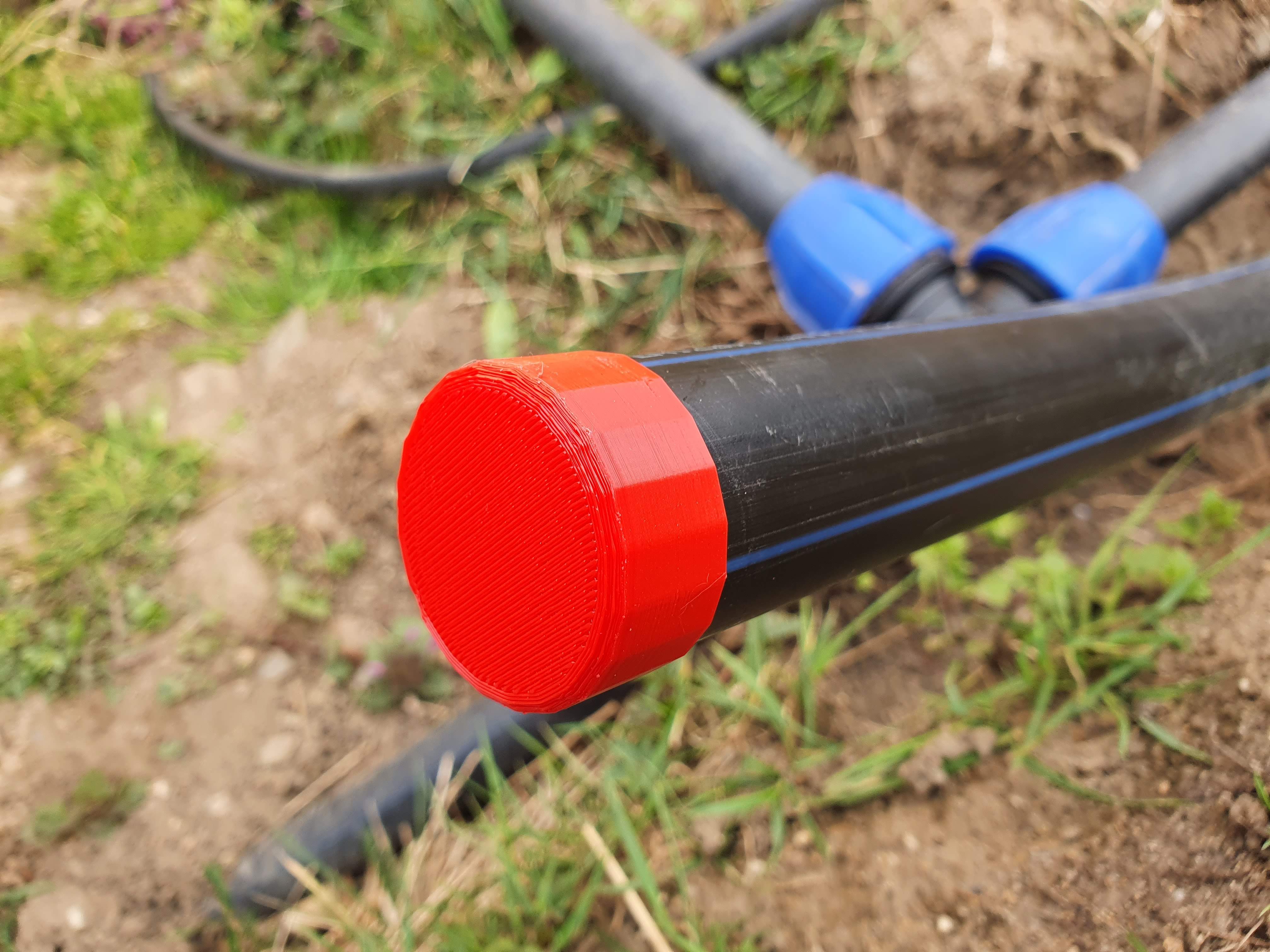 Blanking endcap for 32 mm hose