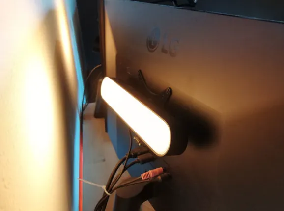 Philips Hue VESA MIS-D Monitor mount