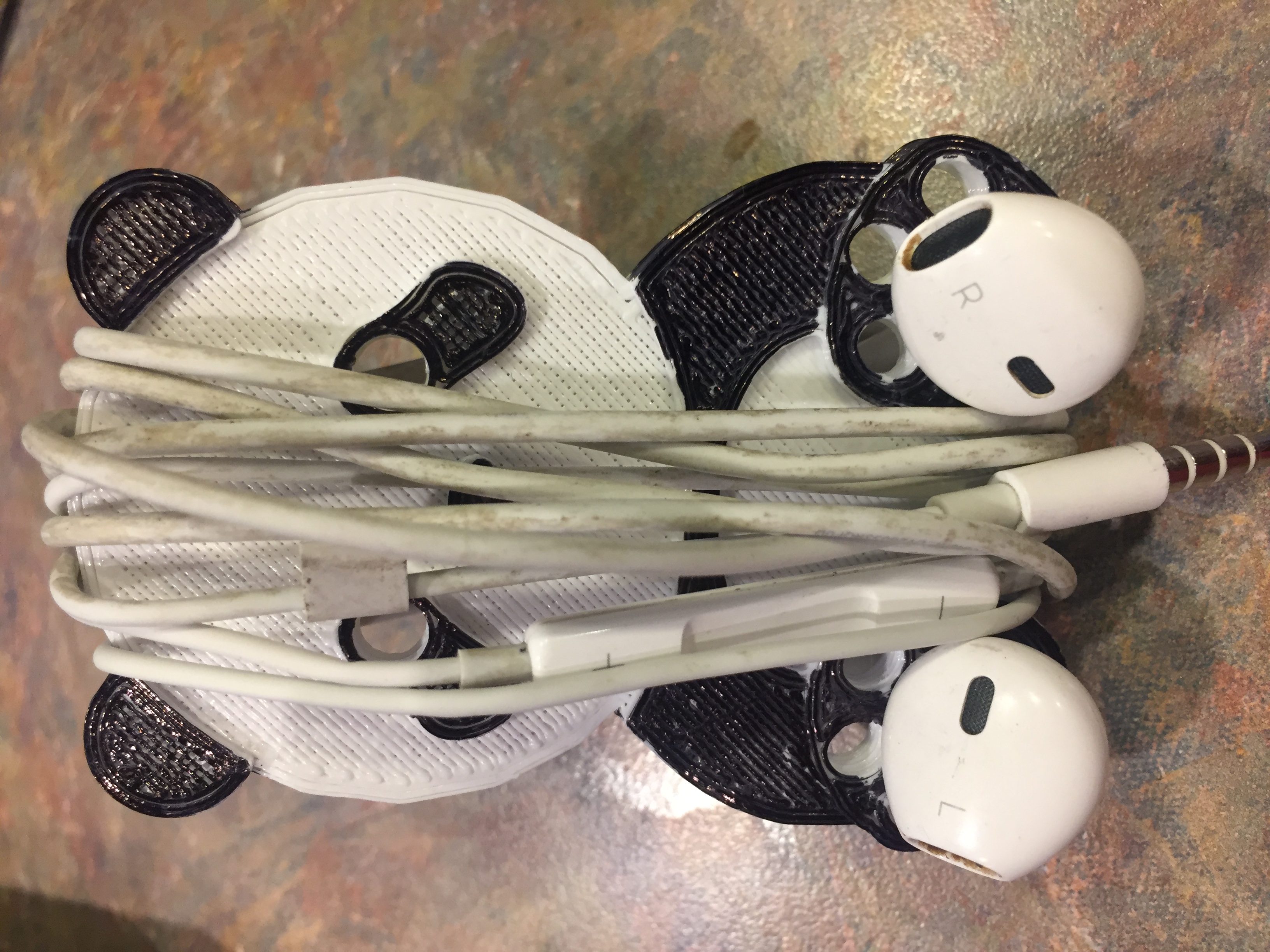 Miniatura 2 do modelo 3D Panda Bear Earbud Headphone Wrapper