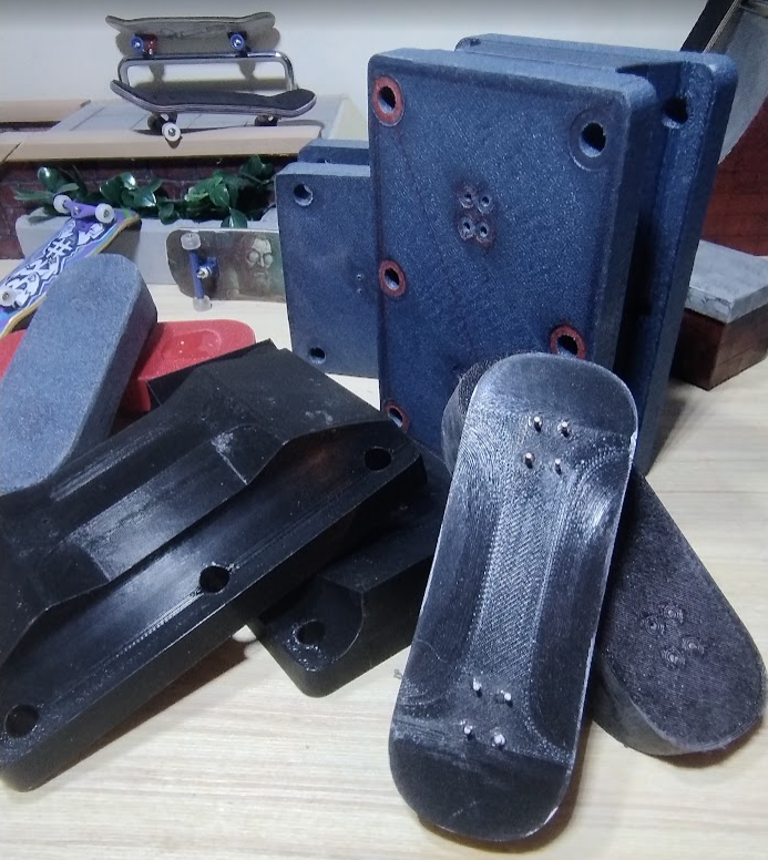 MOLD F.O.R.G.E. | fingerboard Mold & Generator