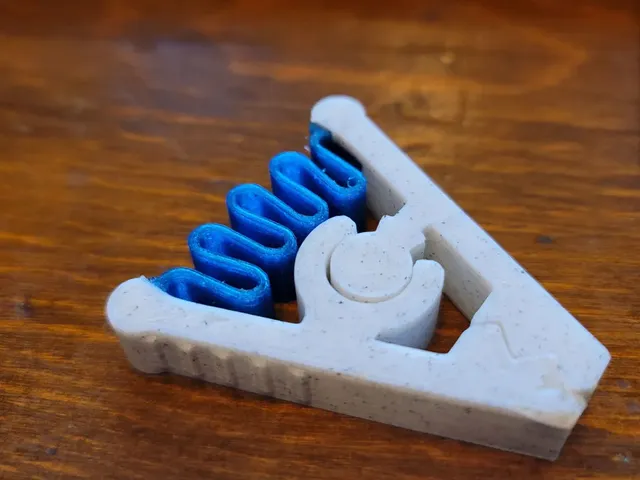 Spring Clip Stronger