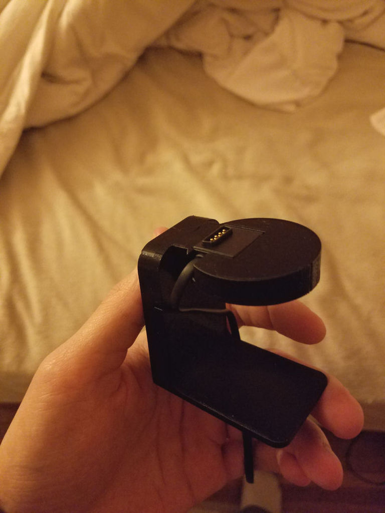 Miniatura 2 do modelo 3D Vector luna watch charging dock