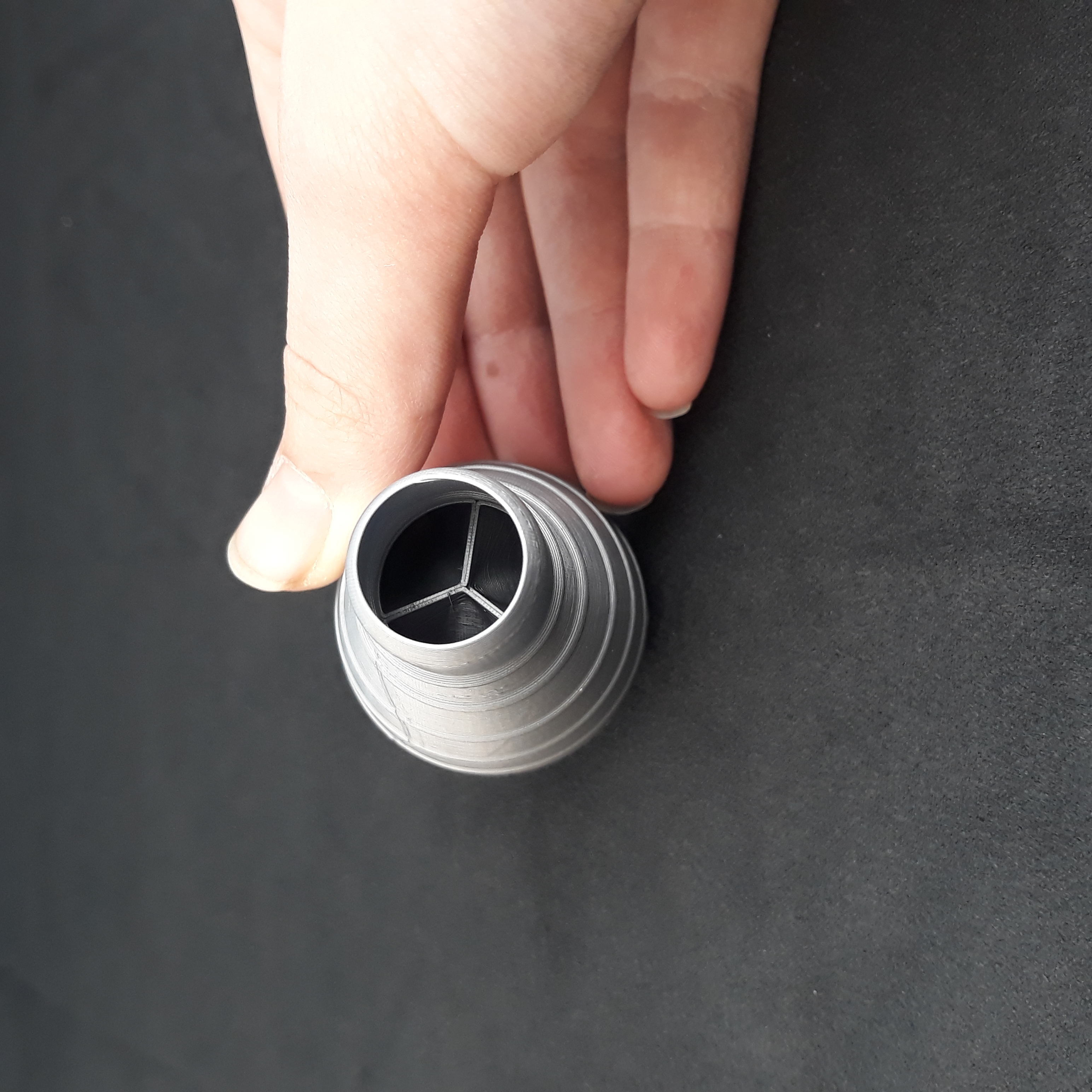 Miniatura 5 do modelo 3D Rocket engine balloon