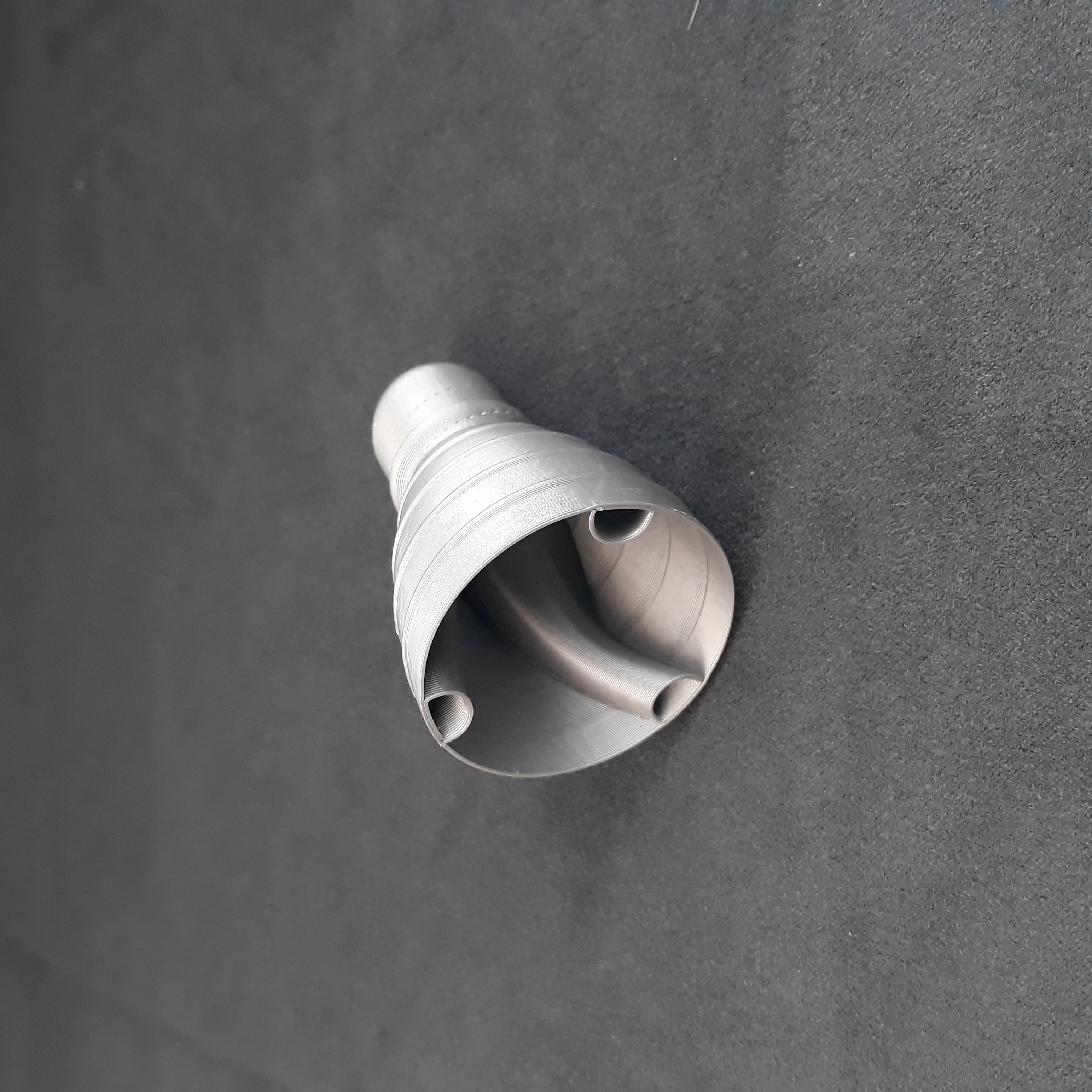 Miniatura 6 do modelo 3D Rocket engine balloon