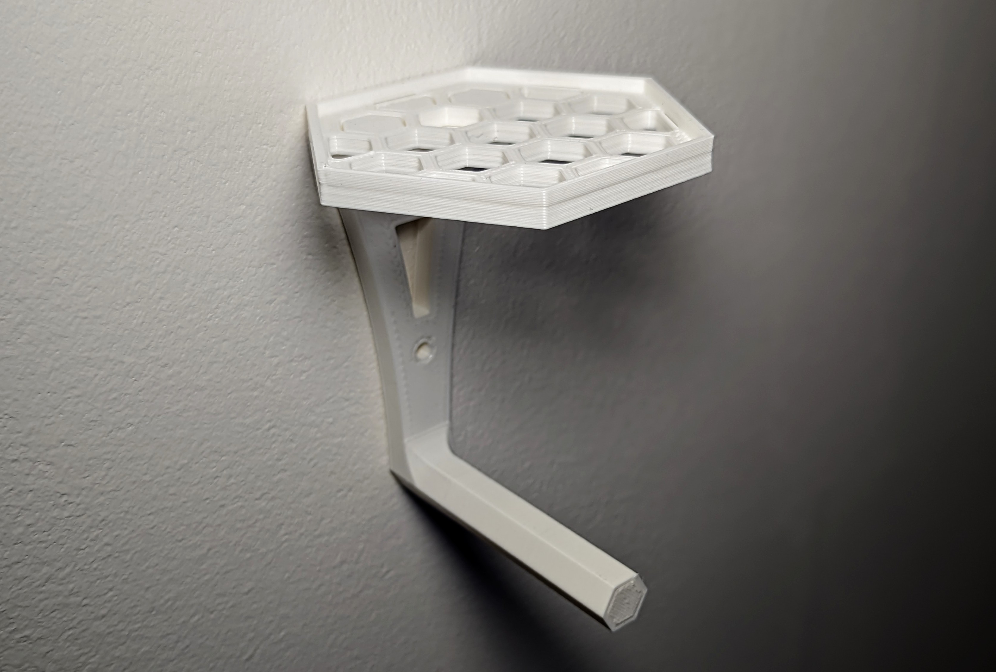 Miniatura 3 do modelo 3D Minimalistic Spool Wall Mount