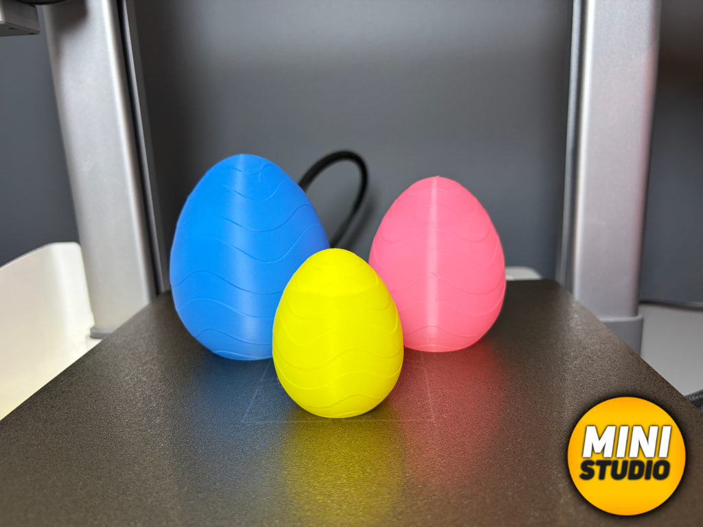 Miniatura 5 do modelo 3D Crack Easter Egg! - Easter Gift Box