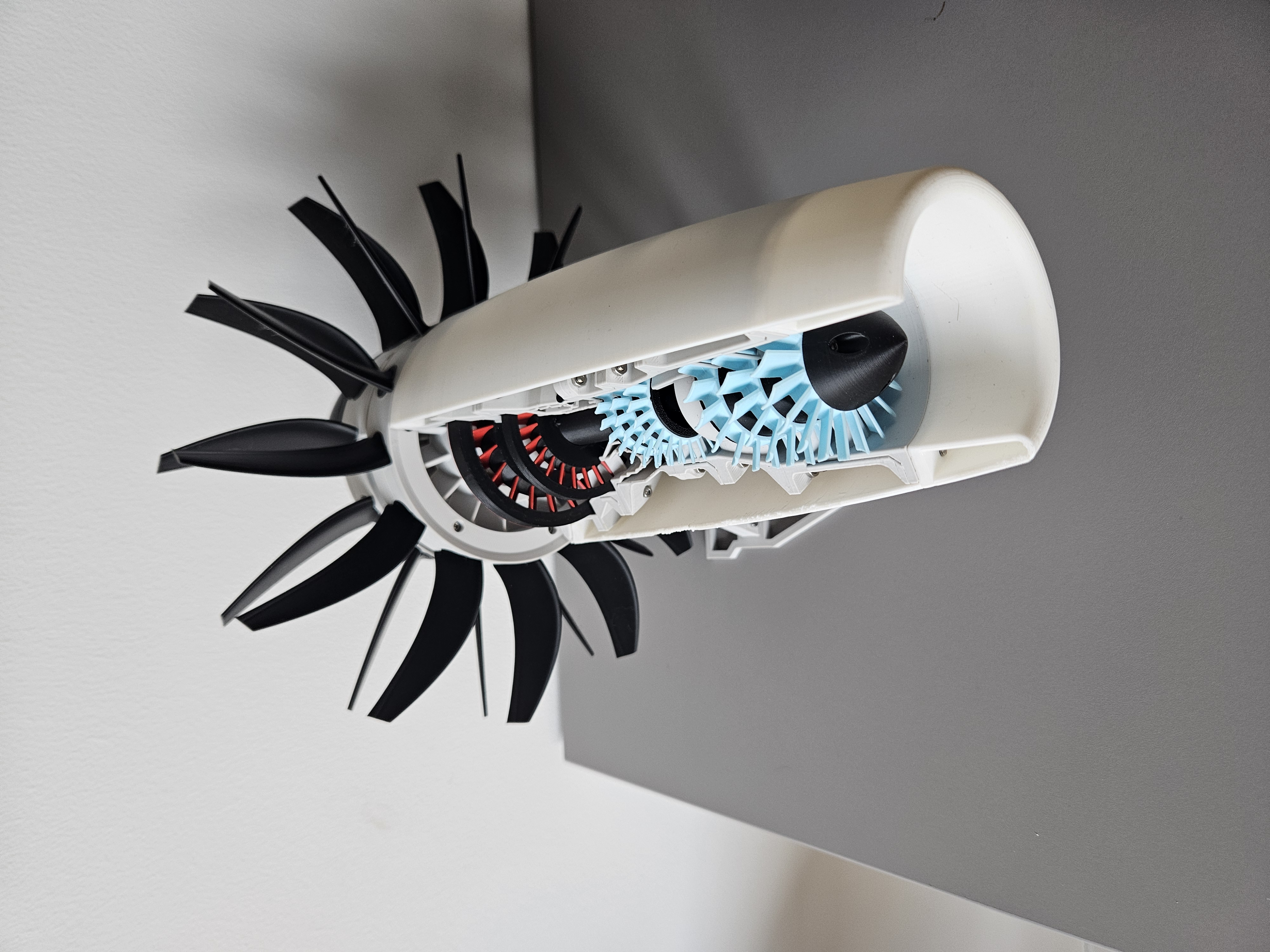 3d printable Jet engine - Propfan - no glue assembly — miniatura 10