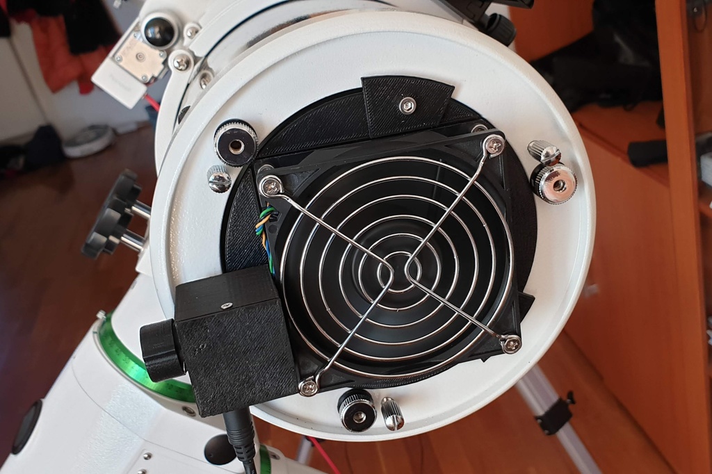 Sky-Watcher N150/750mm primary mirror fan