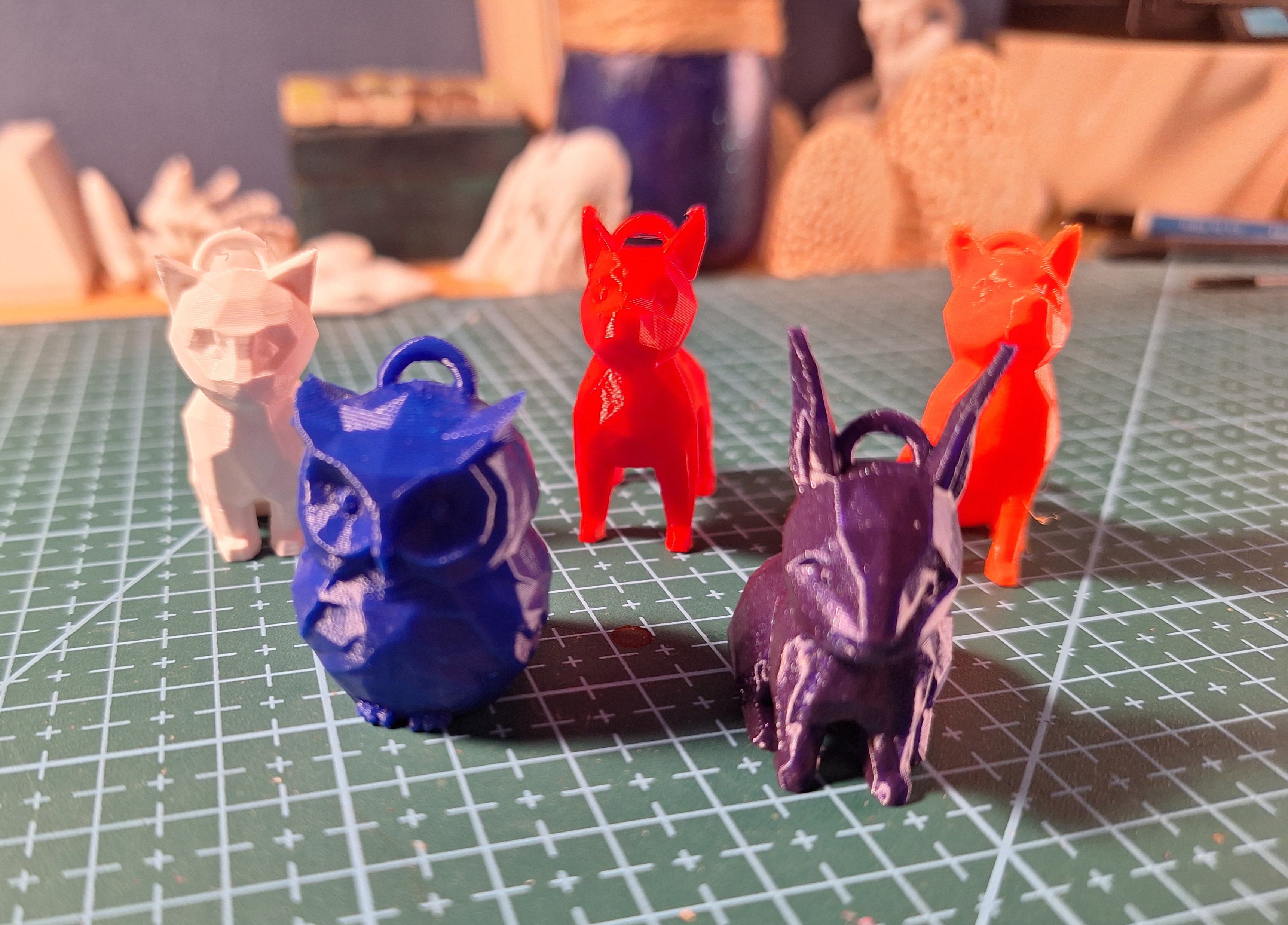 Low poly animals keychains 3D model thumbnail