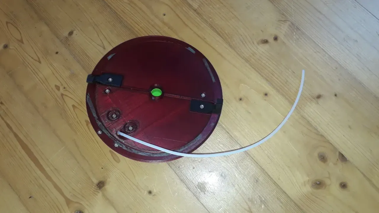 Dremel 3d45 filament cover with feedthrough by Printschnitzel.at ...