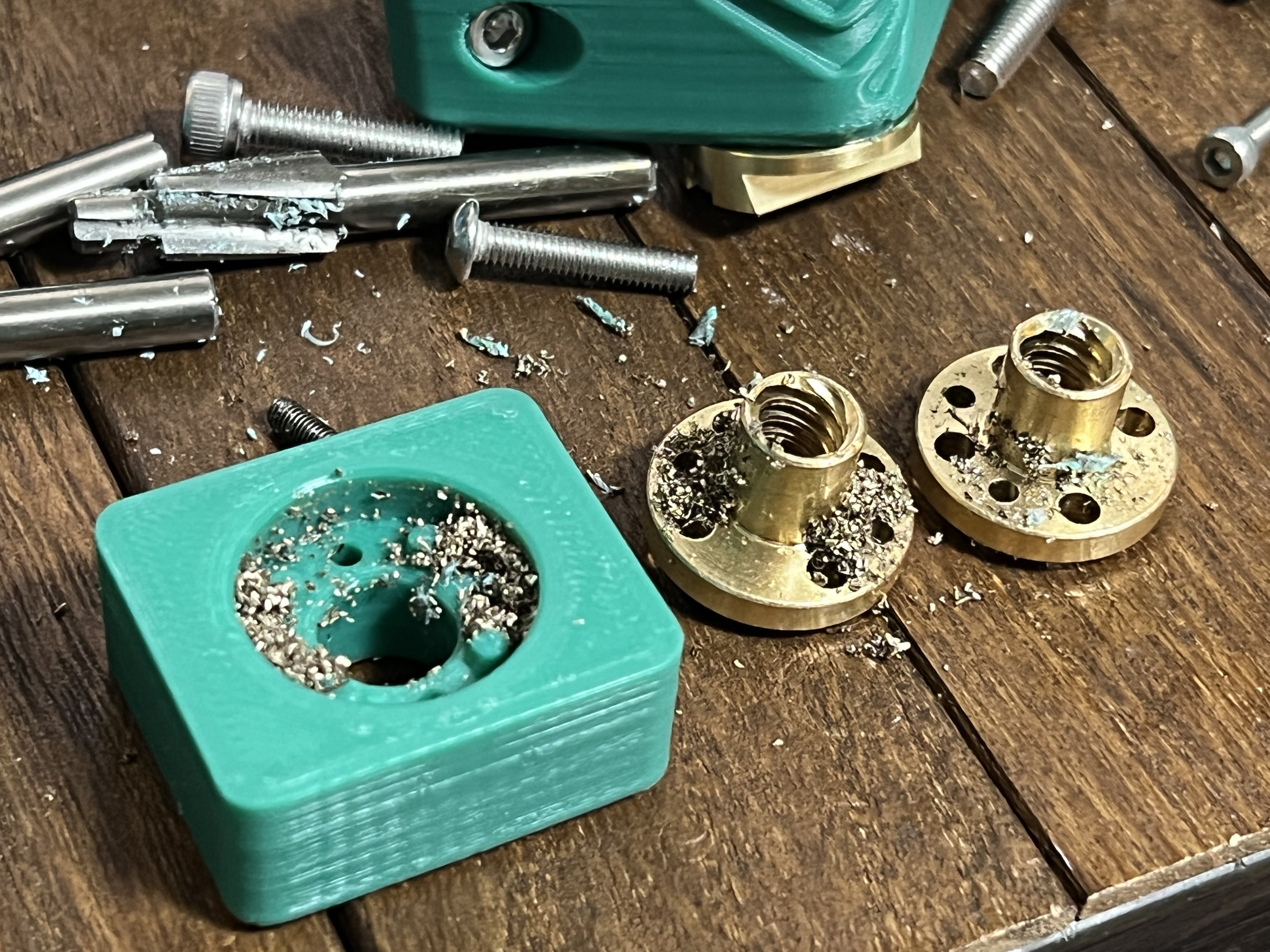 Drilling jig for leadscrew