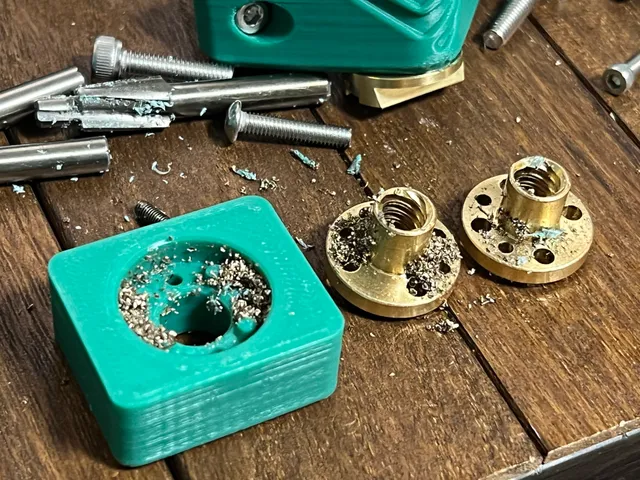 Drilling jig for leadscrew