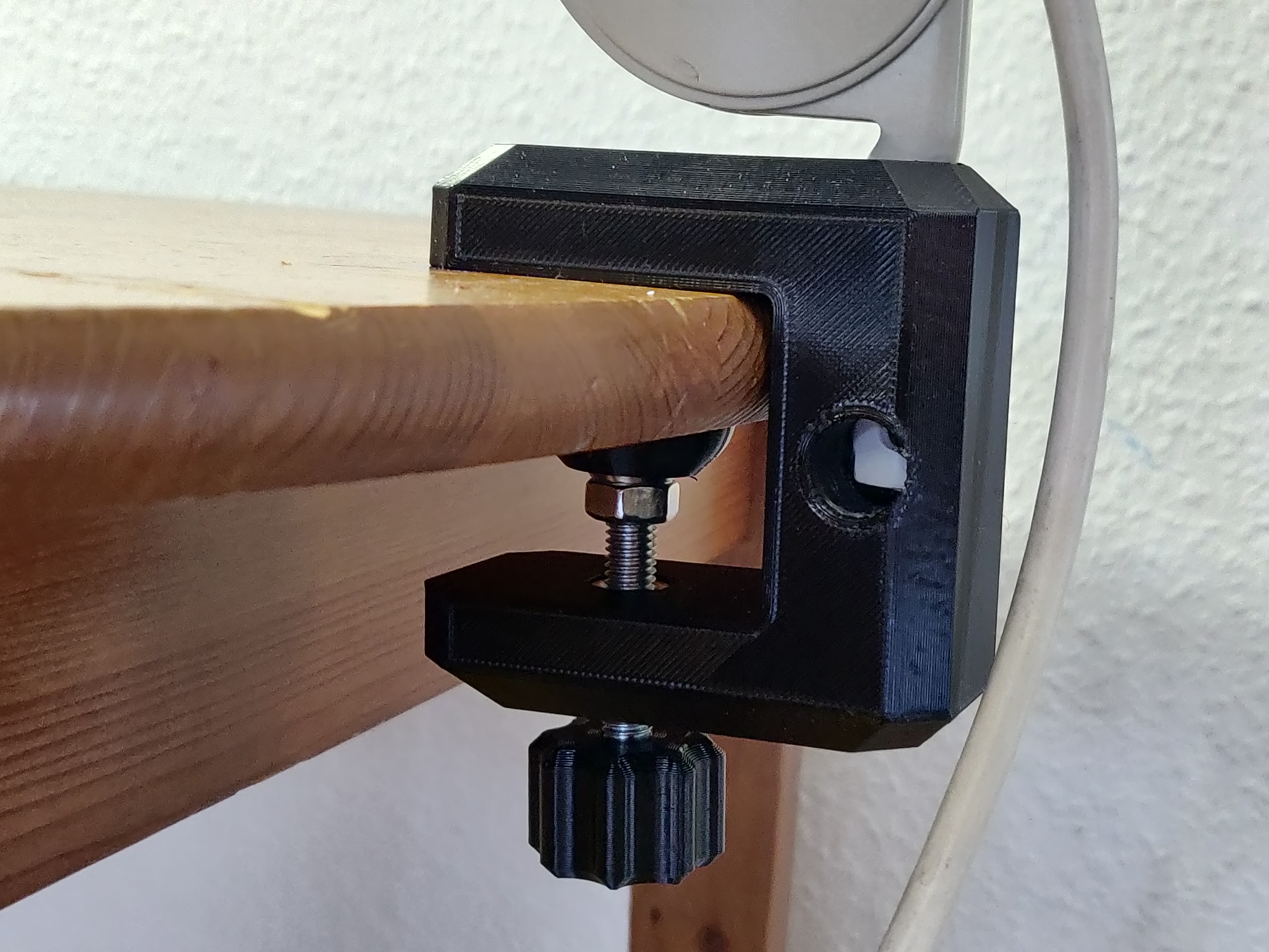 Miniatura 6 do modelo 3D Simple C-Clamp