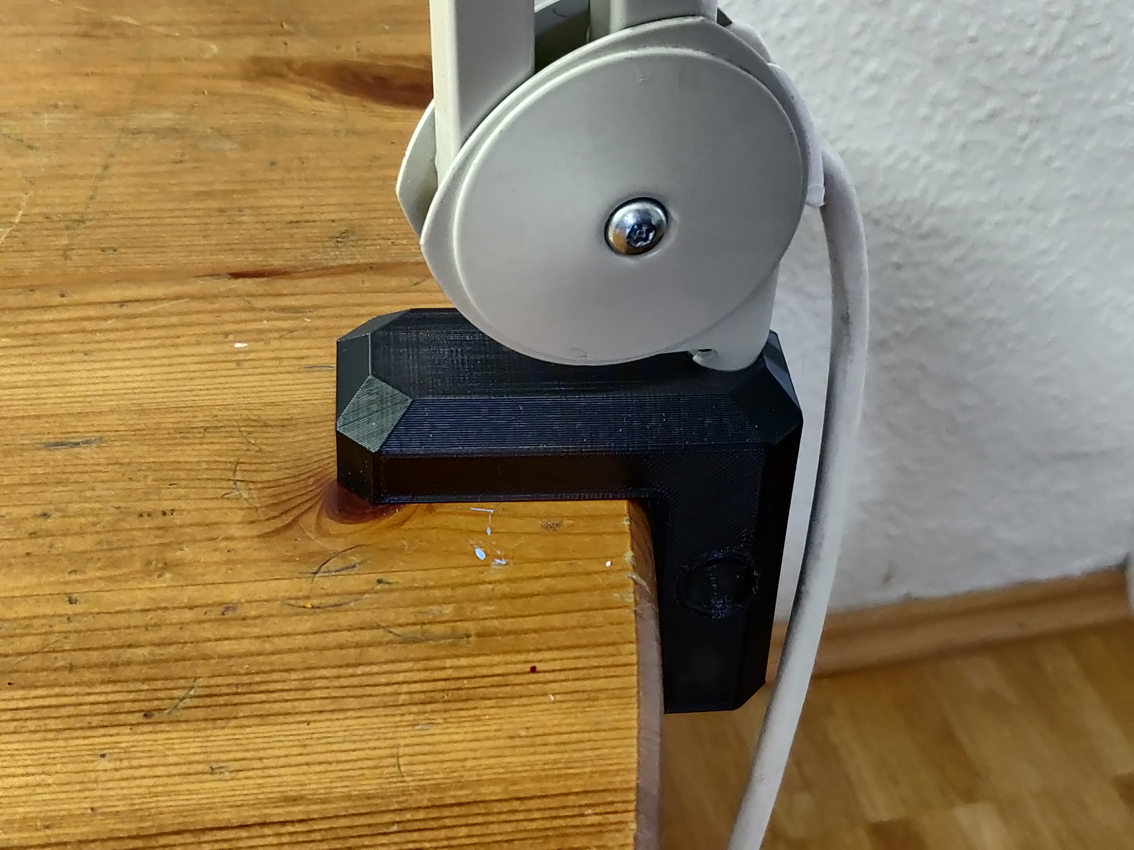 Miniatura 7 do modelo 3D Simple C-Clamp