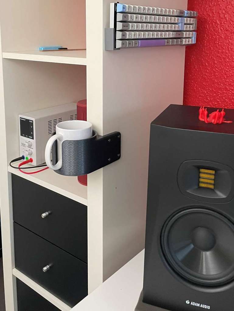 Vertical Cupholder / Mugholder | Screw-Mounted