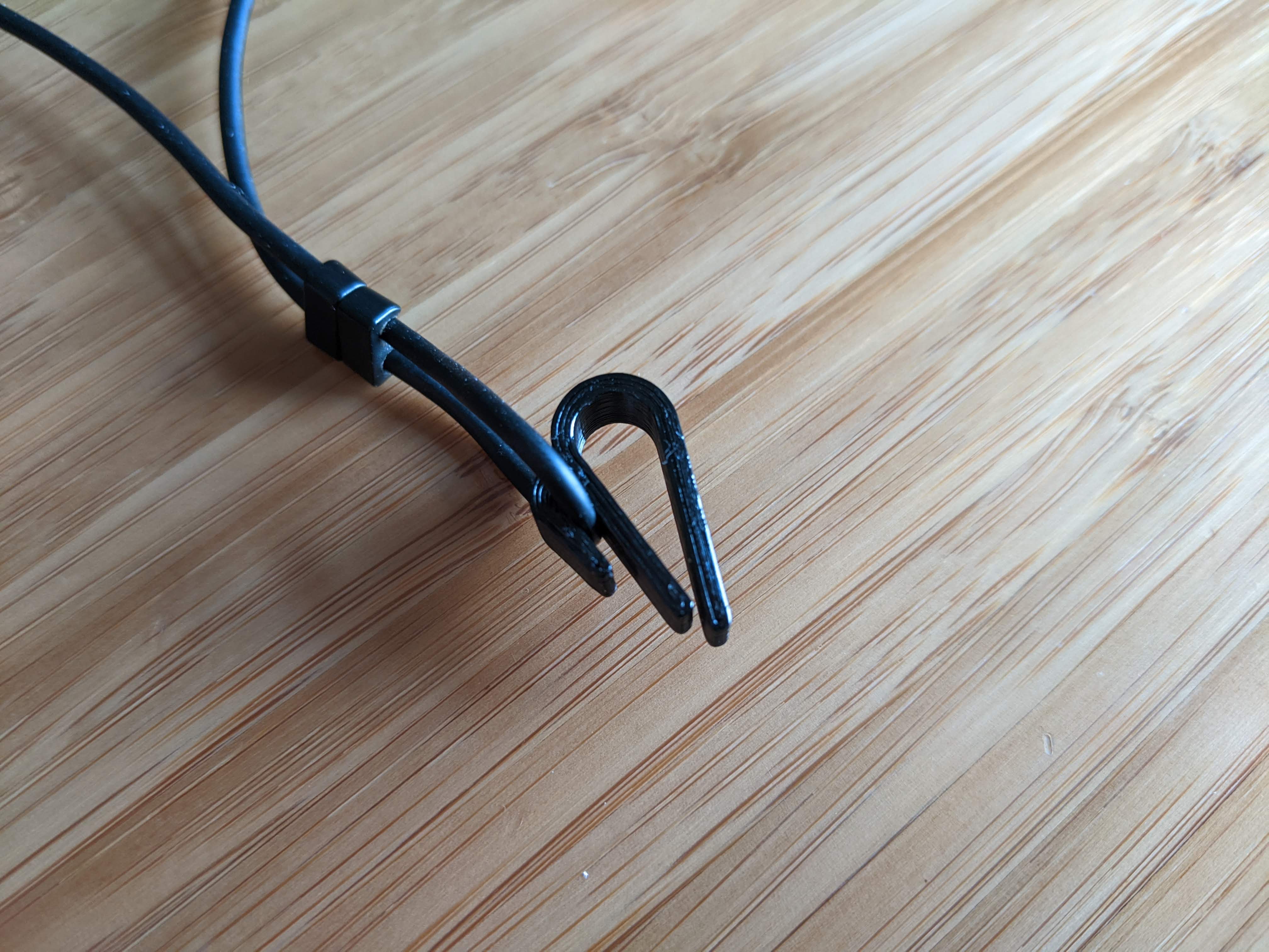 Earbud Clip