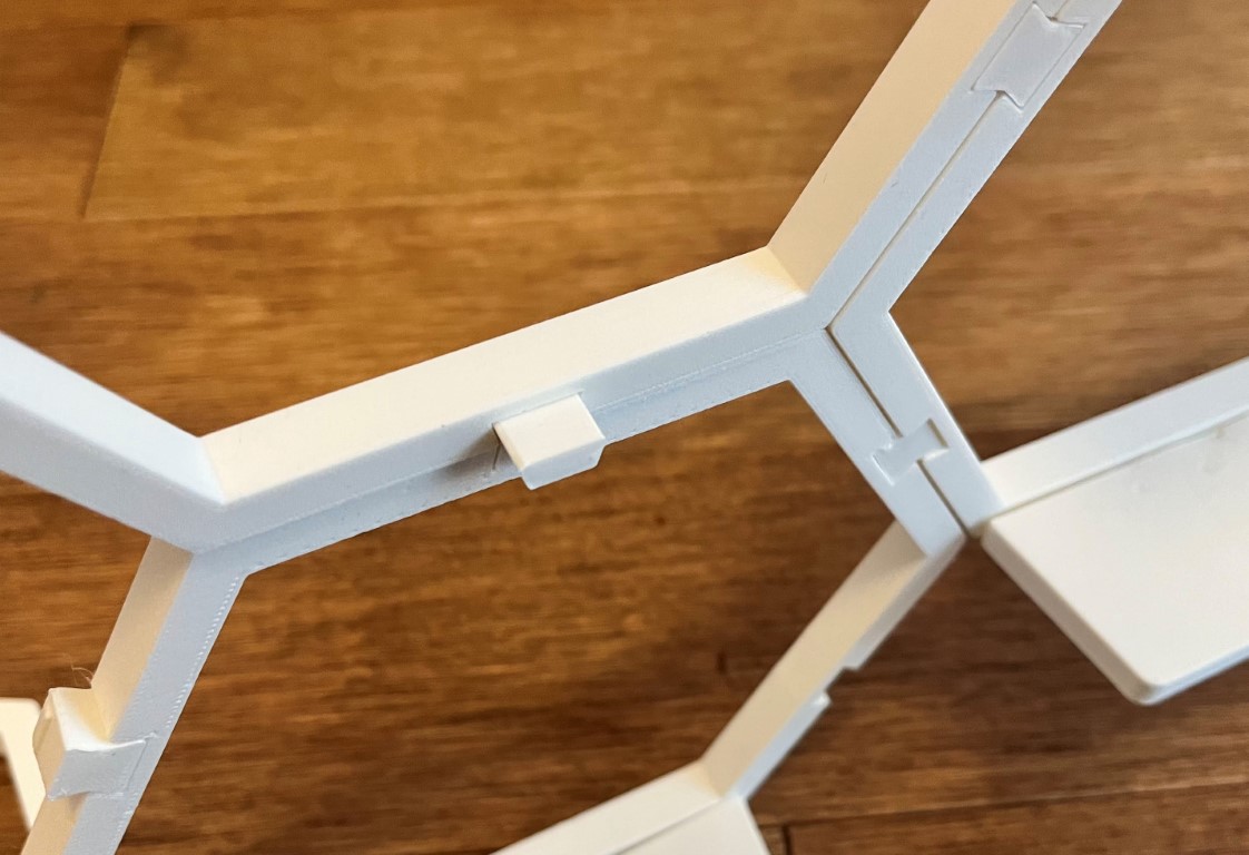 Miniatura 6 do modelo 3D Hex Modular Toy Shelf