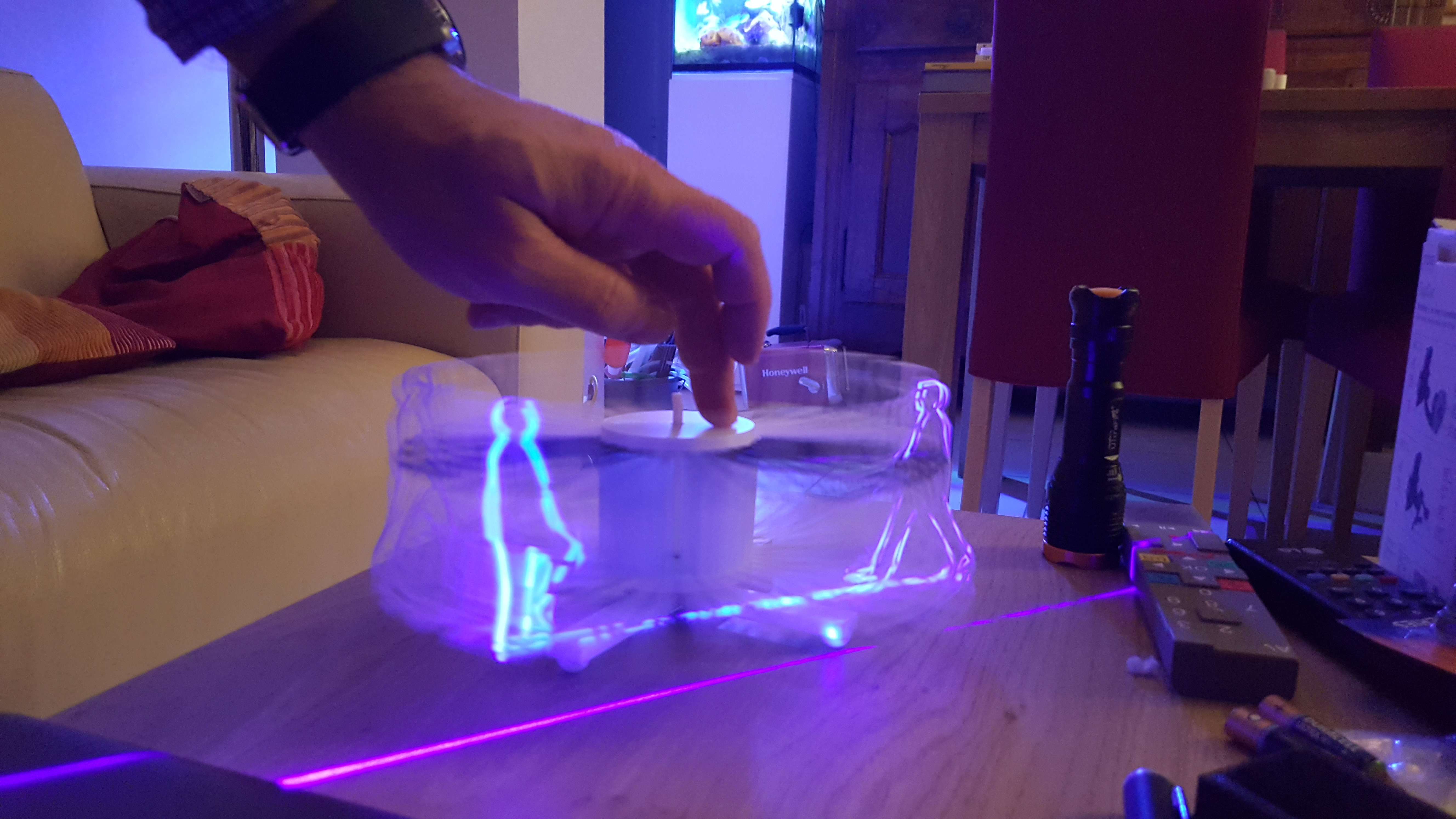 Walking man laser zoetrope
