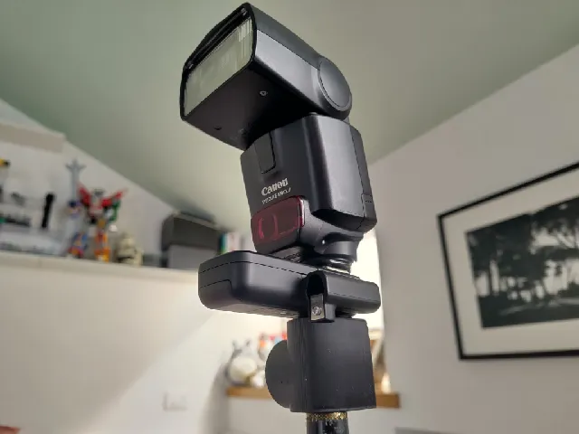 Lighting Stand add-on for Flash/Speedlight