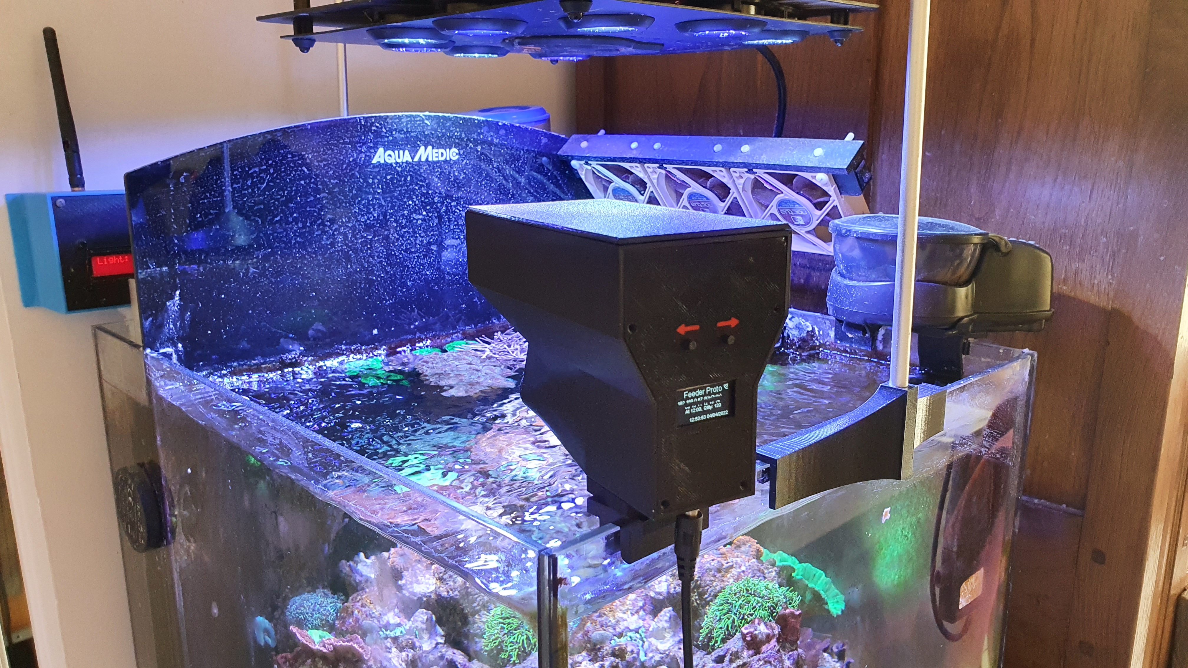 Connected Fish Feeder — miniatura 2