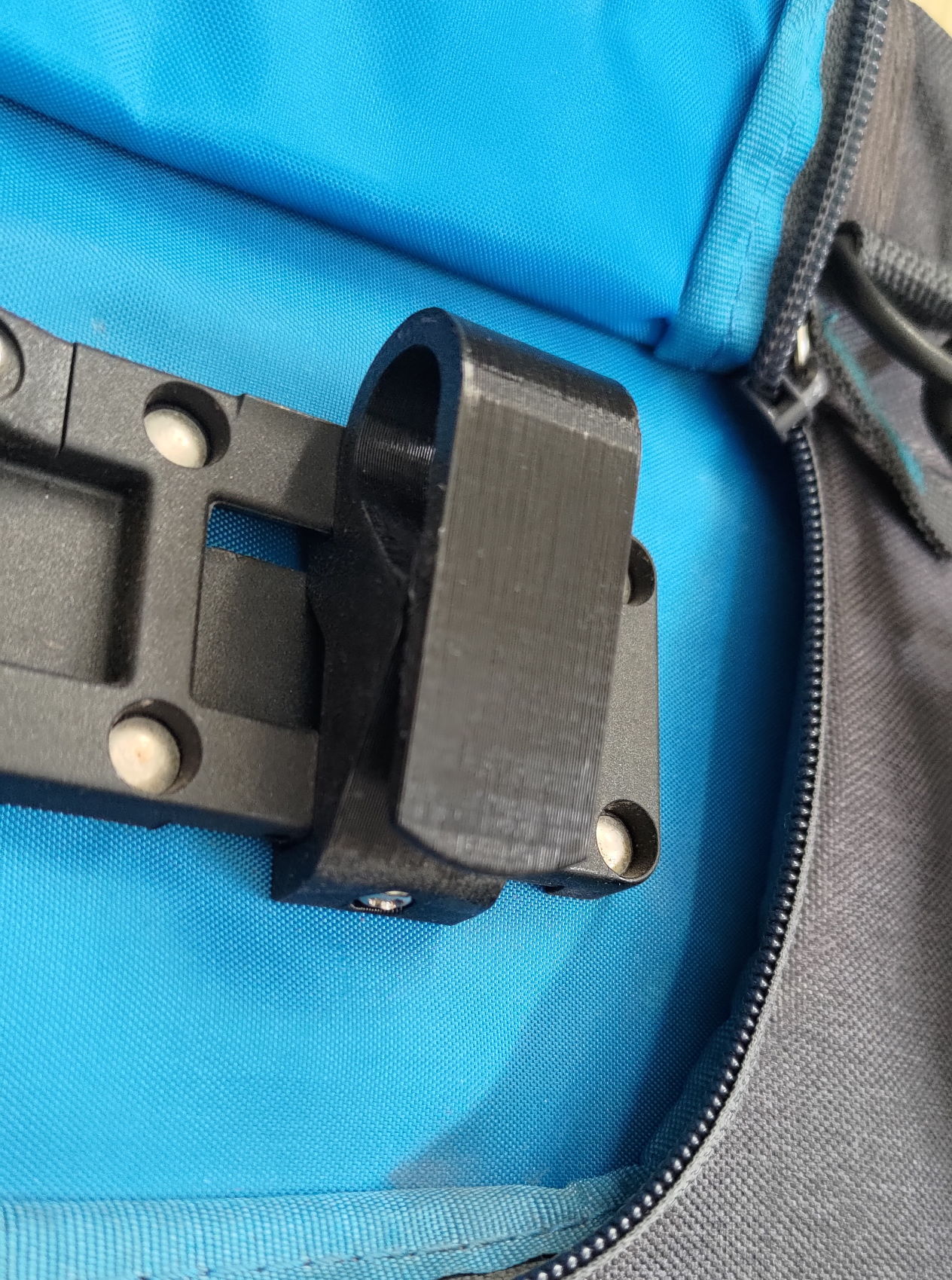 Bicycle bag hook-on clips